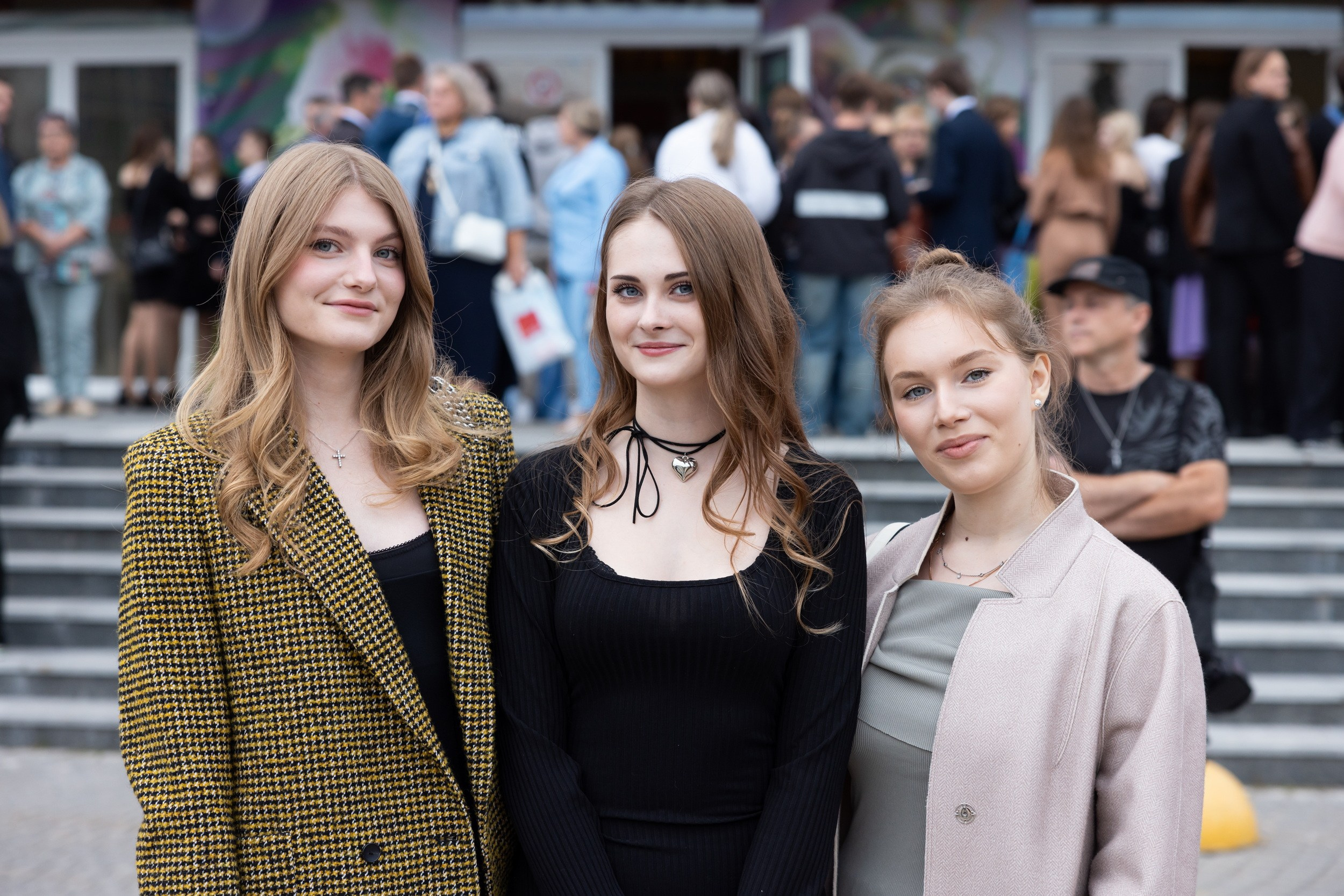 Городской бал выпускников (24 июня 2025). Репортажный фотограф Алексей Пирязев