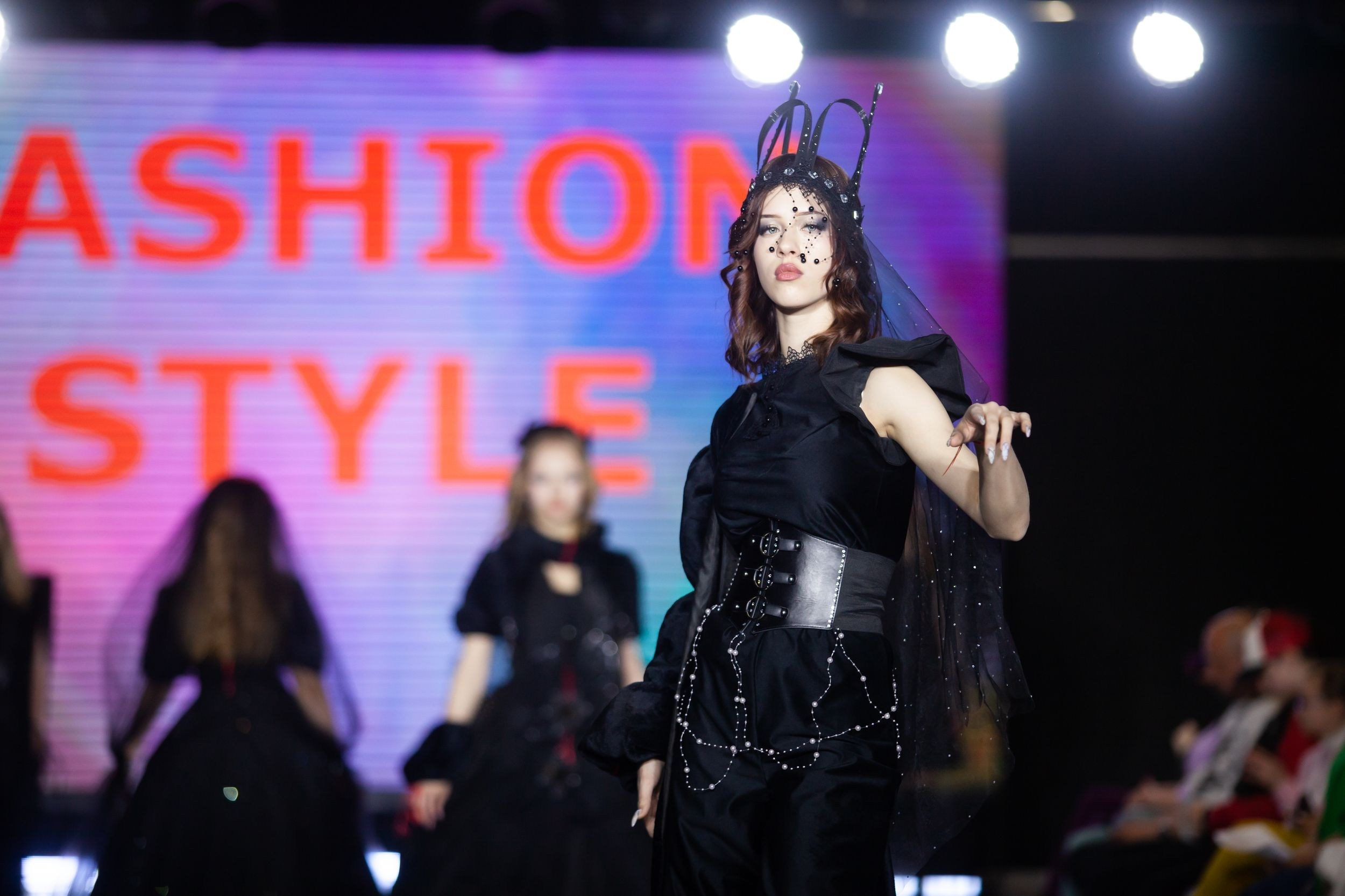 Фестиваль моды и красоты Fashion Style (11 мая 2024). Репортажный фотограф Алексей Пирязев