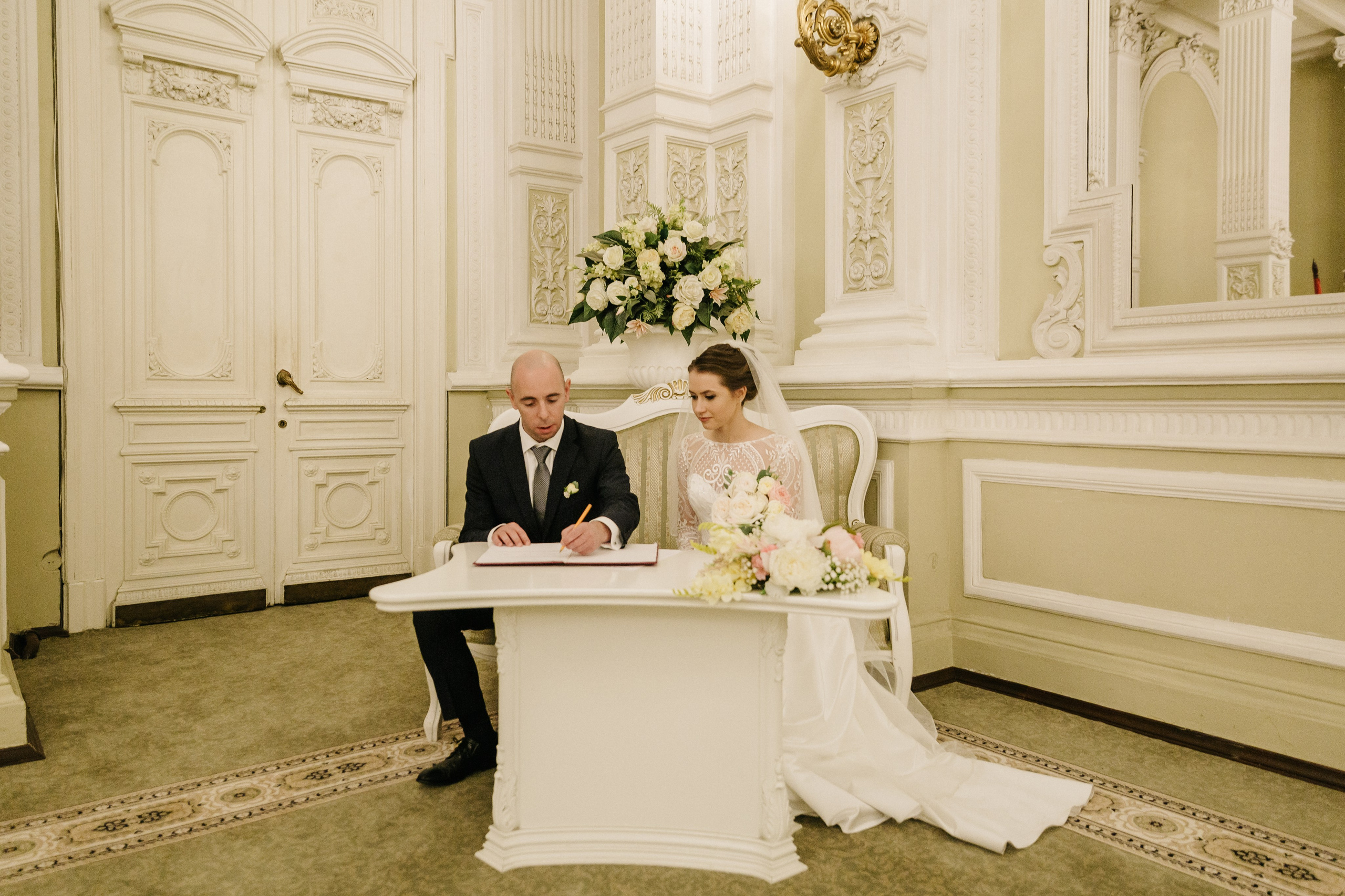ОКТЯБРЬ | Дворец № 1 Талион, Особняк военного министра. Свадебный фотограф в Санкт-Петербурге Полина Корзухина