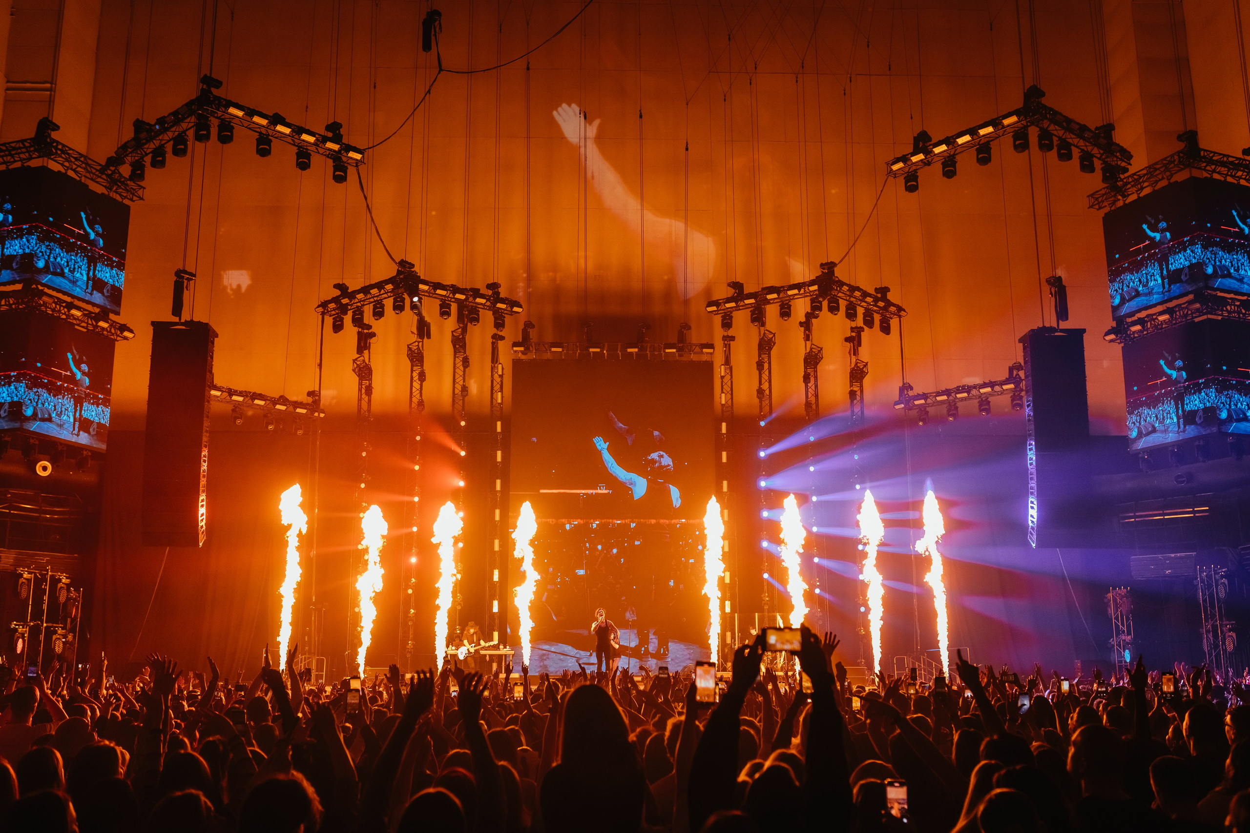 Виталий Кривцов  Музыкальный и концертный фотограф Фотосъёмка артистов, концертов и фестивалей Виталий Кривцов За кулисами музыки в кадре. Репортажный, event, концертный и backstage фотограф из Москвы Виталий Кривцов