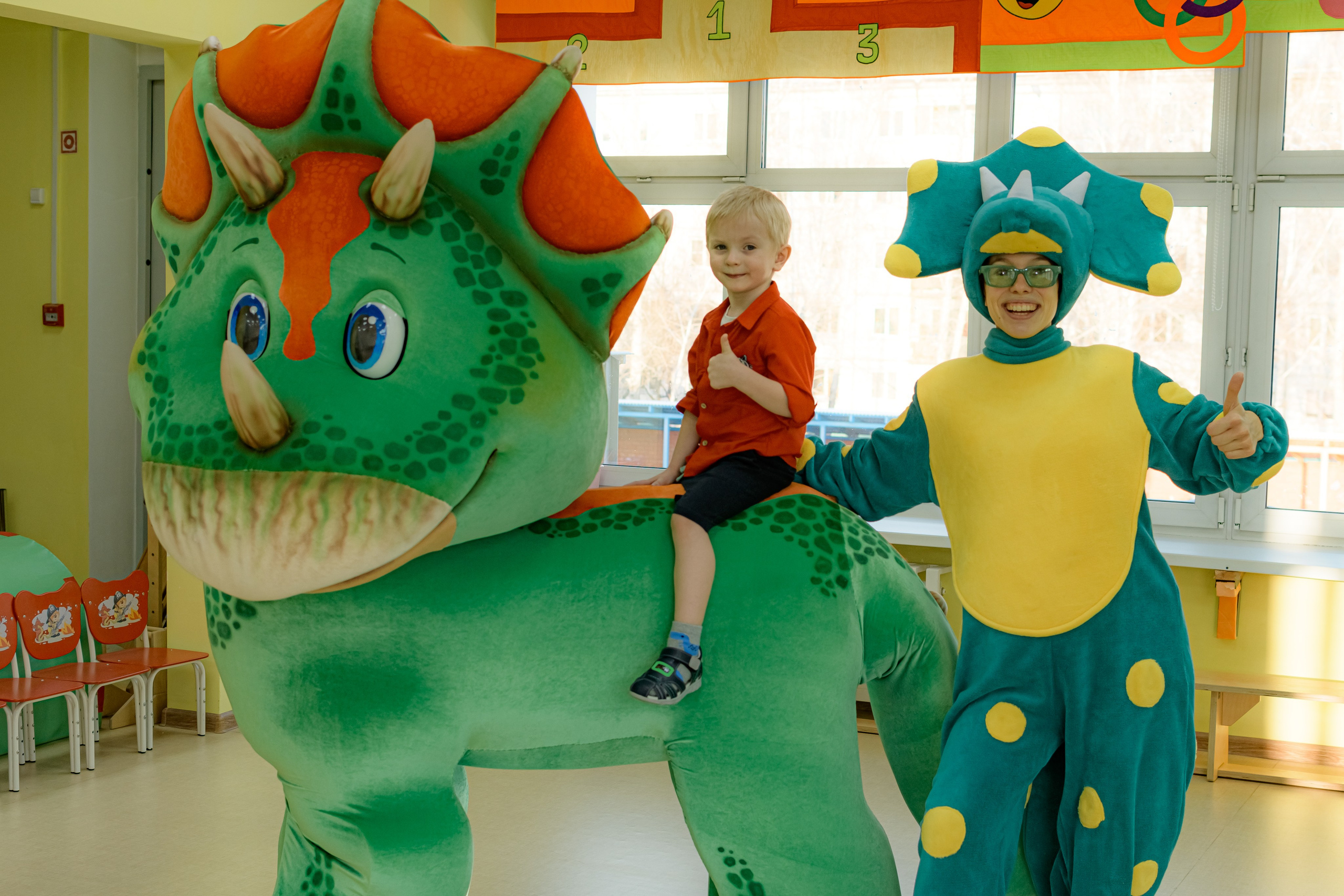 ЭМИЛЬ/HAPPY BIRTHDAY. Photokarish