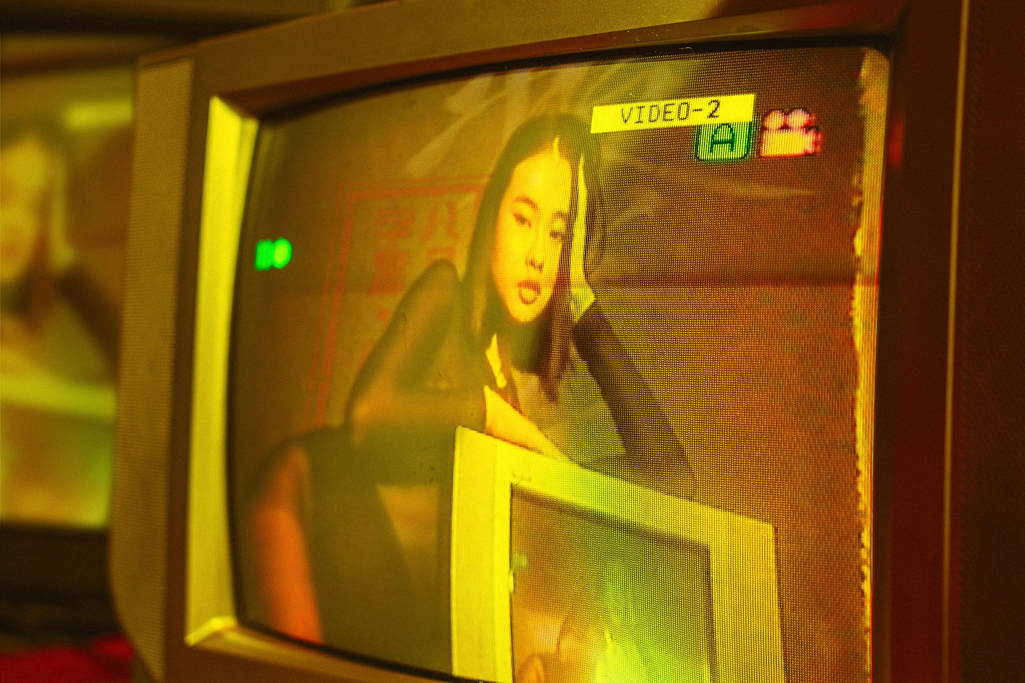 NEW CHANNEL ON TV. Фотограф Алматы | Весь мир — Никита Колодин