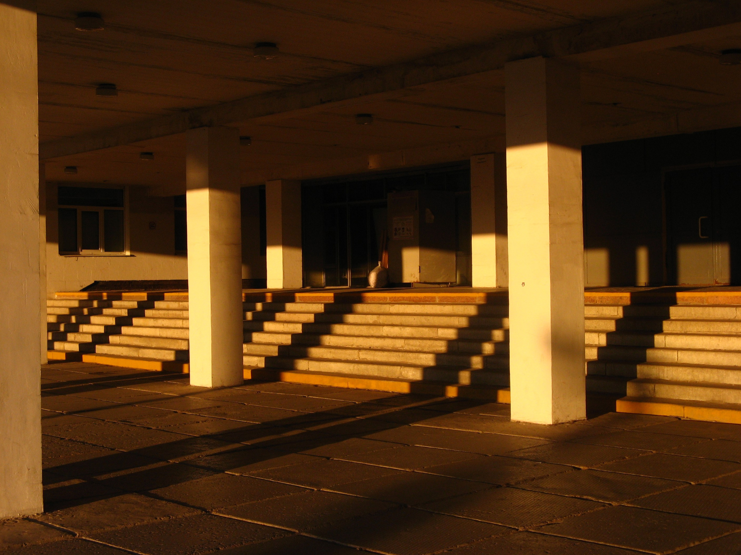 Сентябрь 2025. Den Mirov — Фотограф, Музыкант