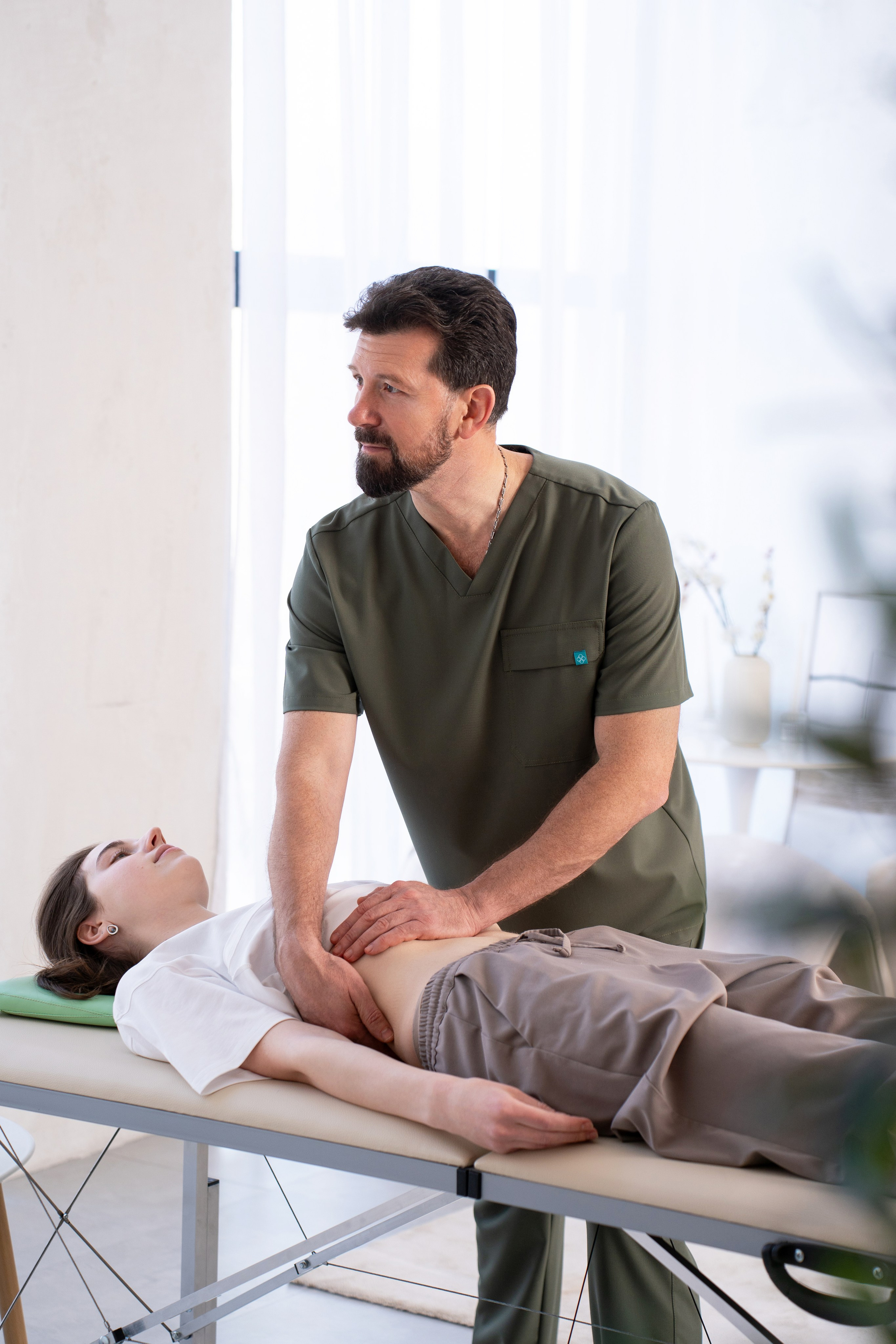 Врач остеопат. Фотосессии в Москве. Фотограф Анна Михайлова