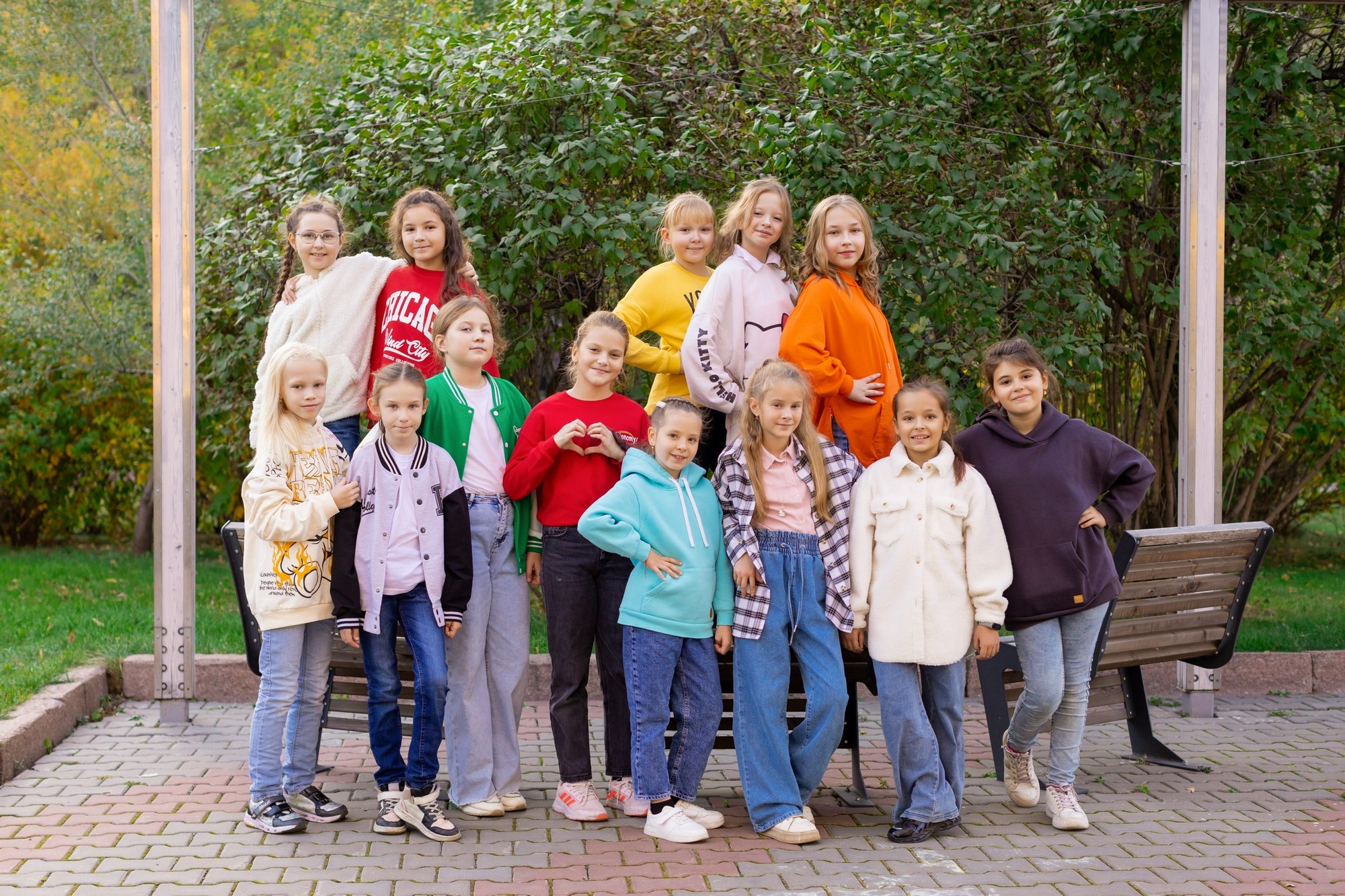 Идеи для осенней фотосессии 4 класса. СИГМА | Студия выпускных альбомов Красноярск