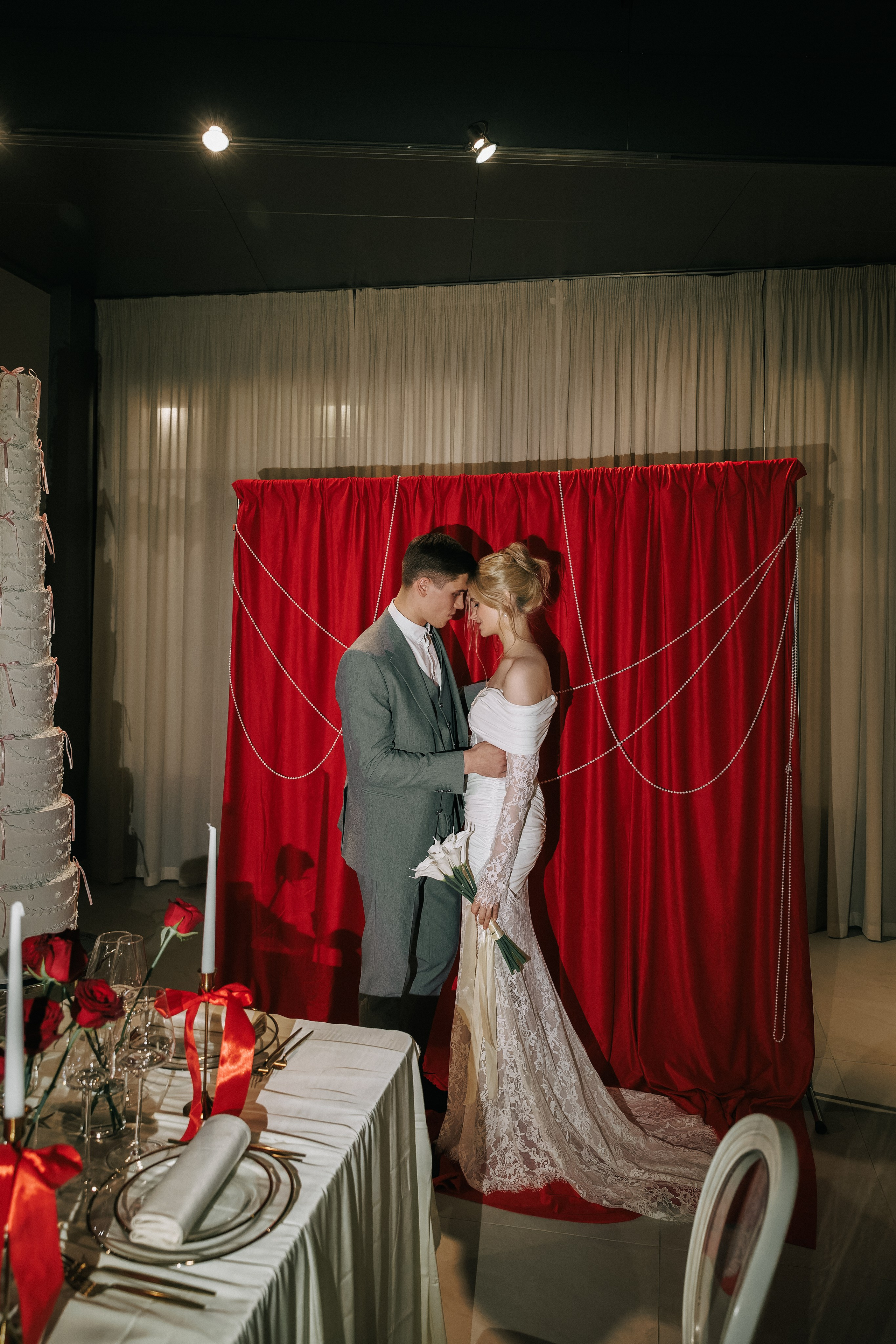 Свадебная фотосессия в отеле. Свадебный и портретный фотограф в Санкт-Петербурге Анна Демьянова