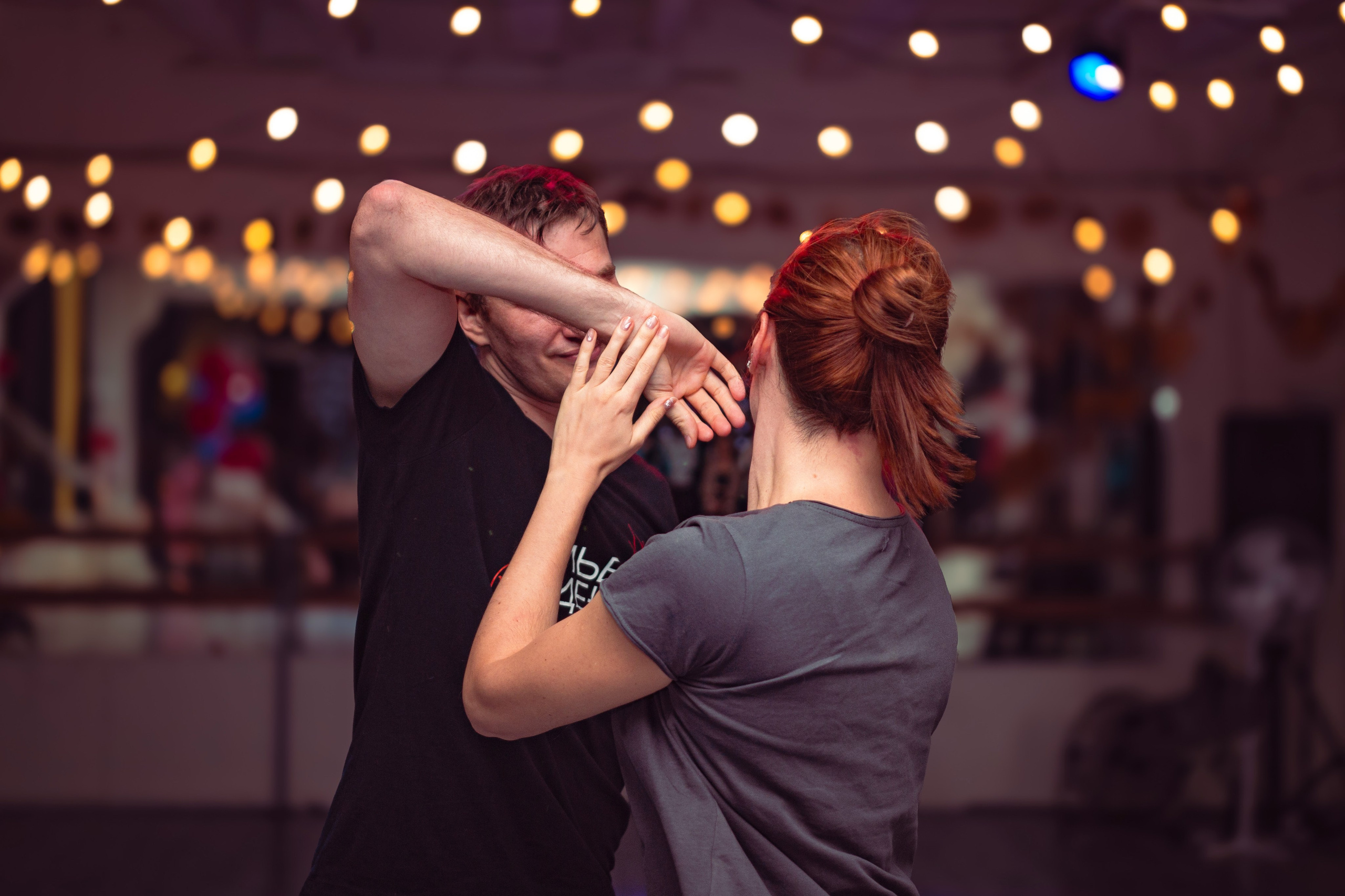 Dance cafe вечеринка