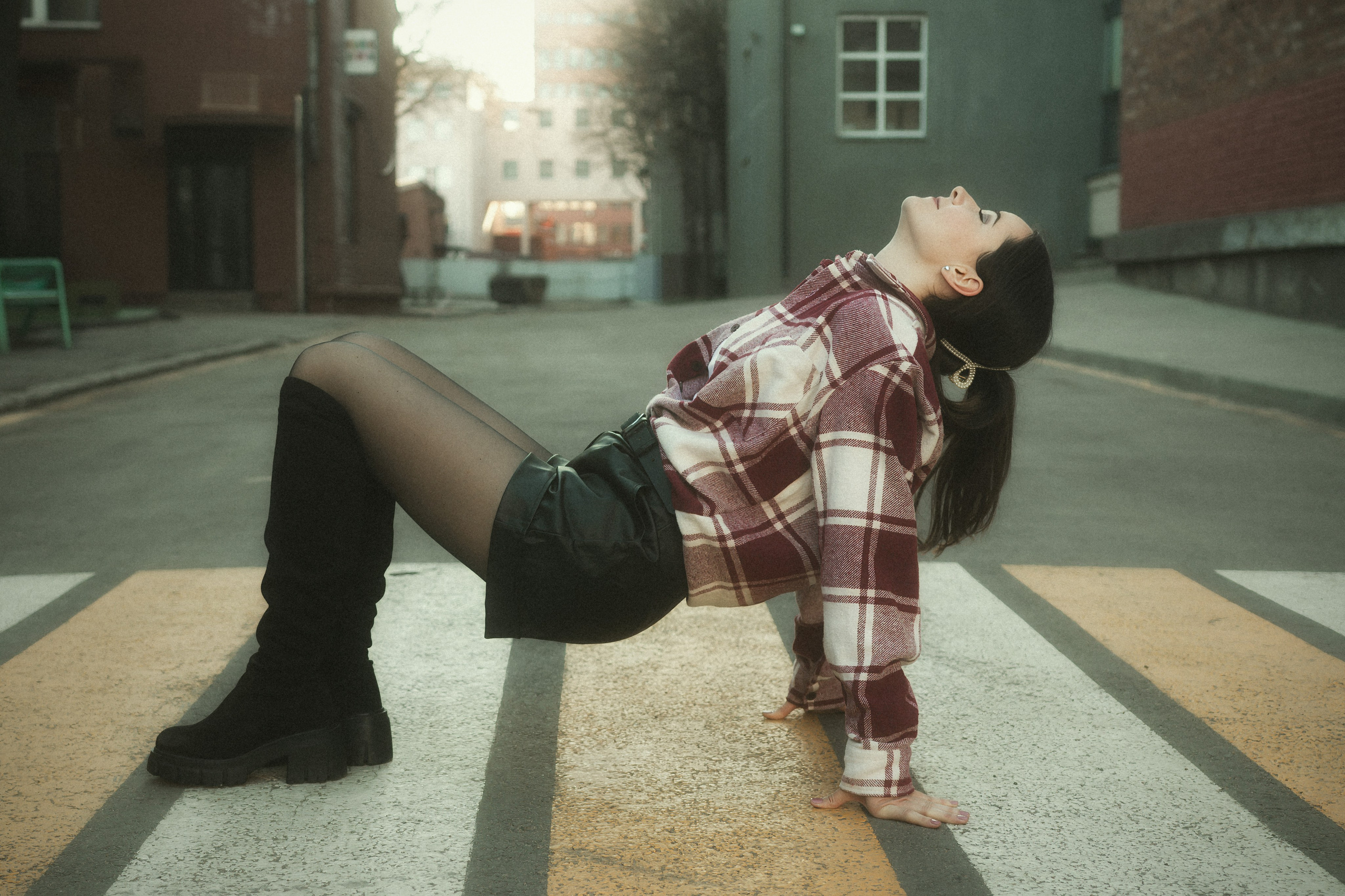 Солнечный Апрель