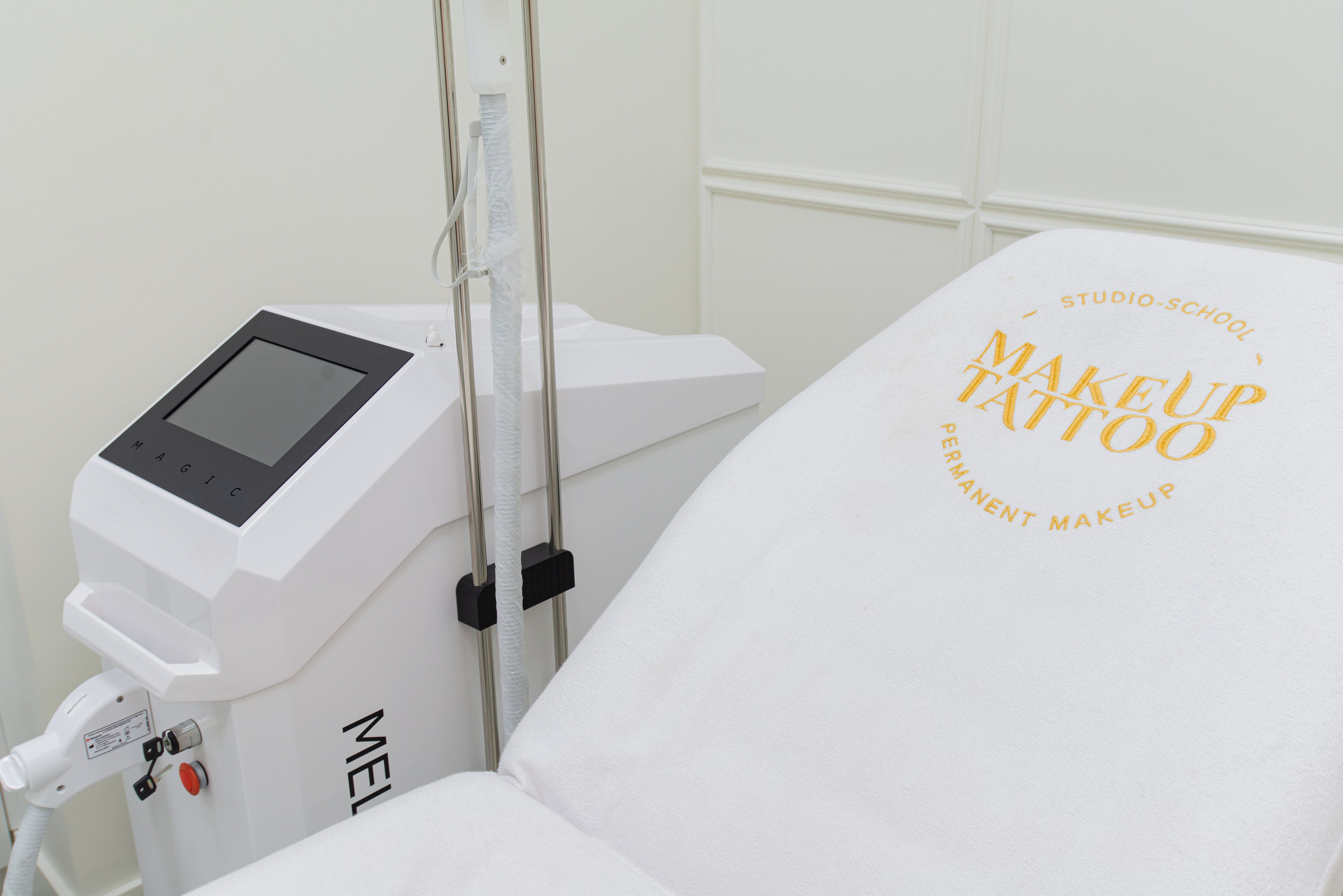 Интерьерная съёмка салонов красоты Makeup Tattoo. Репортажный и персональный фотограф в Москве