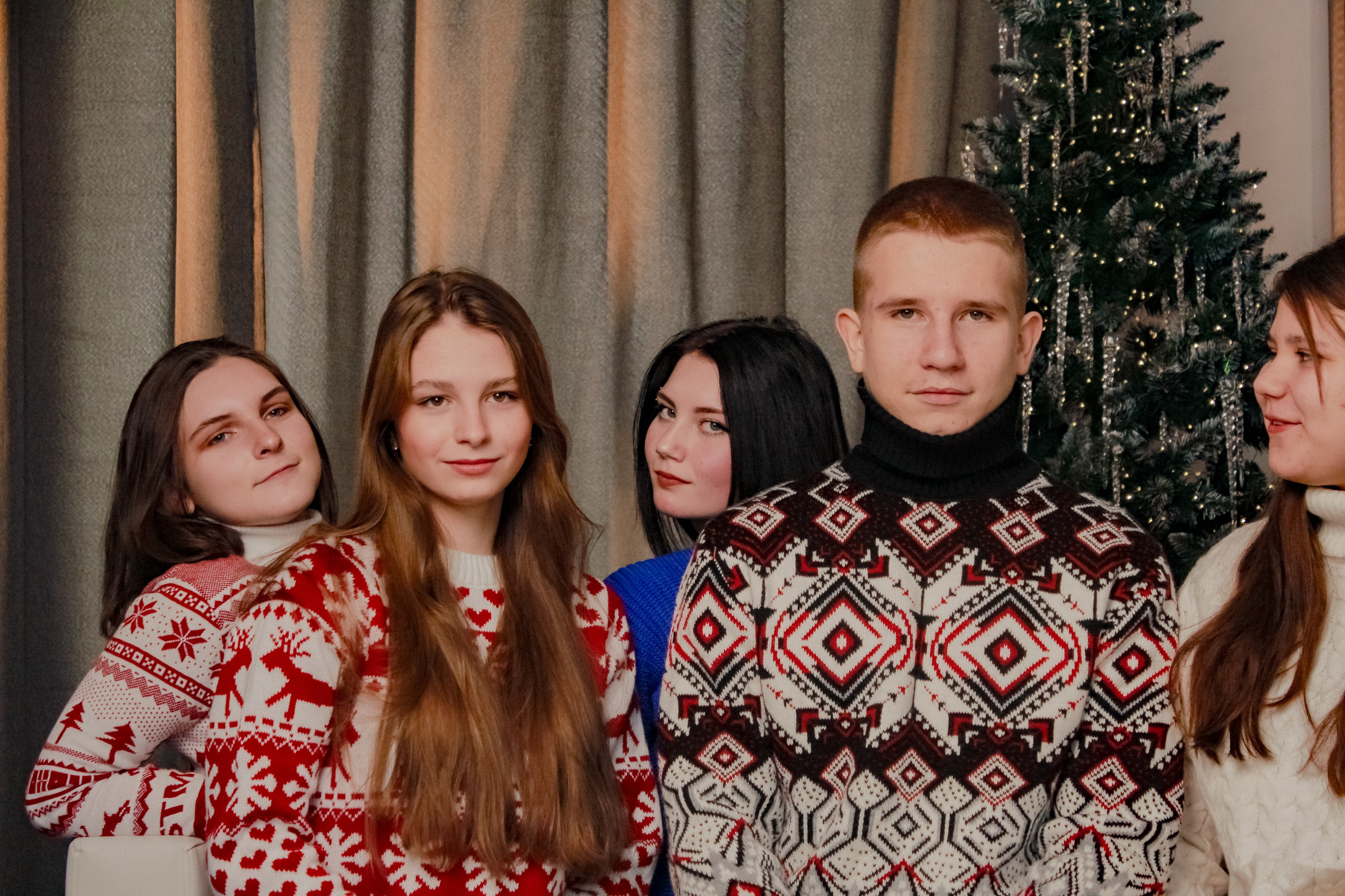 8 класс Новогодняя 2024. Лиза Рязанцева