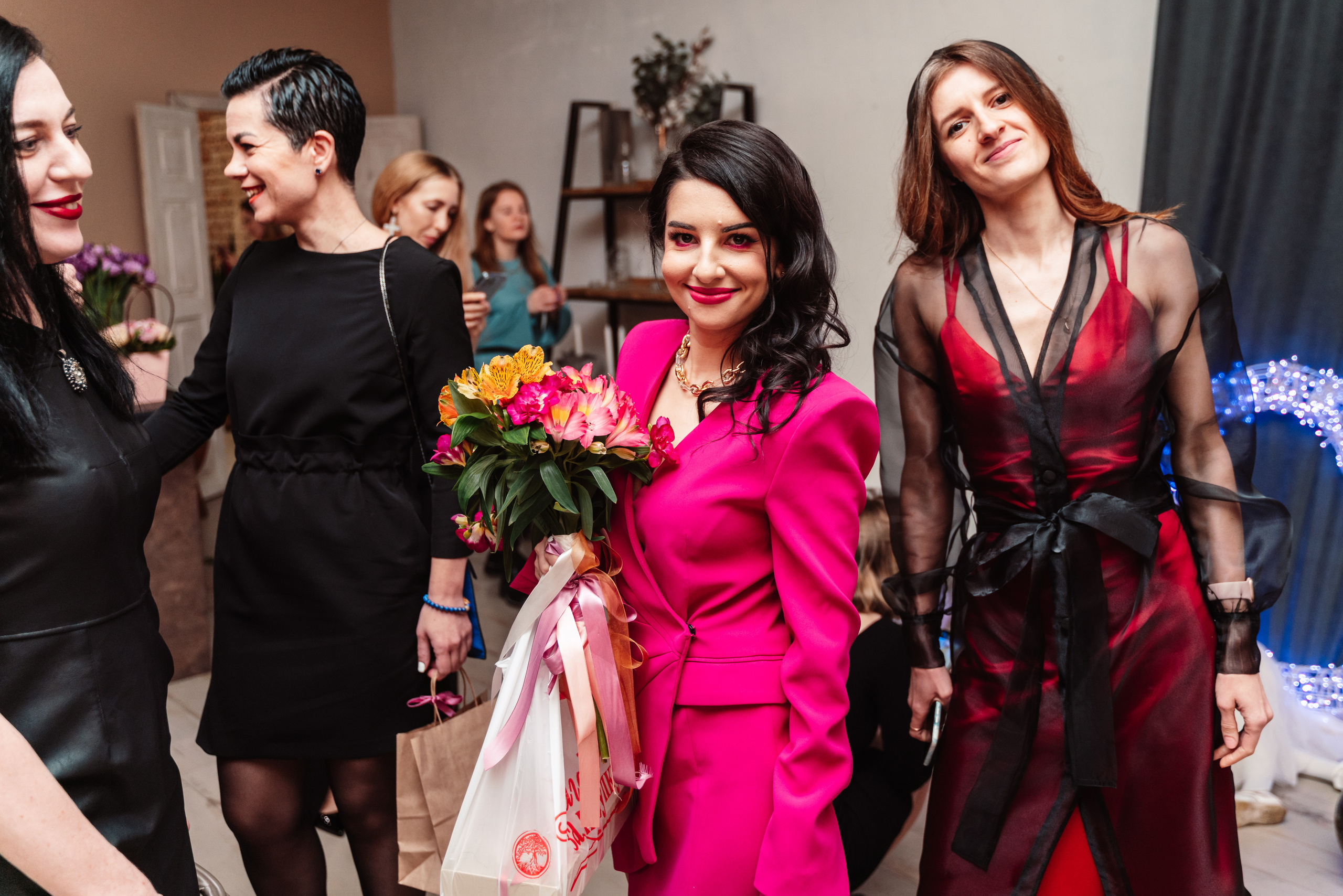 Презентация самого кайфового ежедневника — 19.02.2022. Your photographer in Cancun, Anastasia