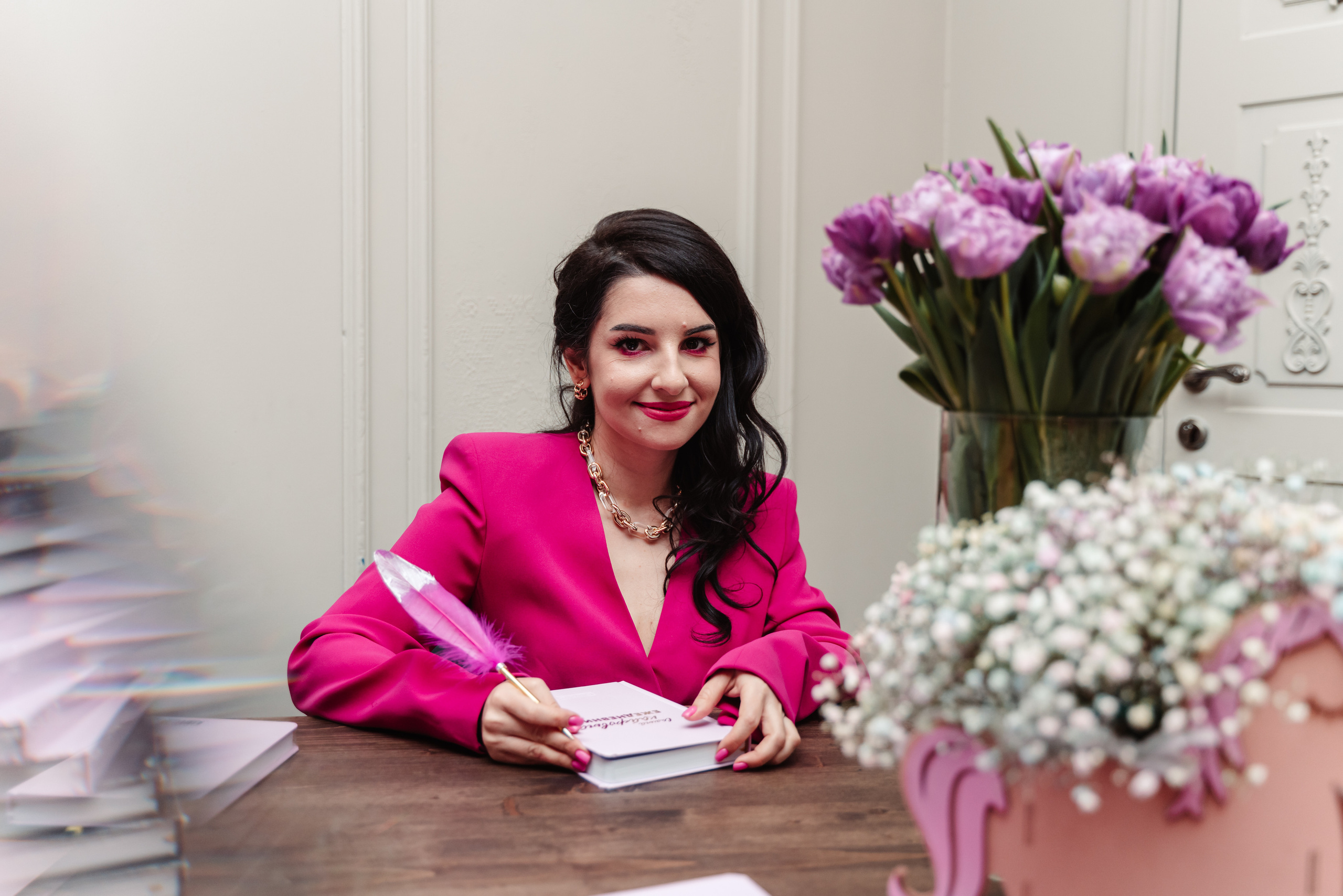 Презентация самого кайфового ежедневника — 19.02.2022. Your photographer in Cancun, Anastasia