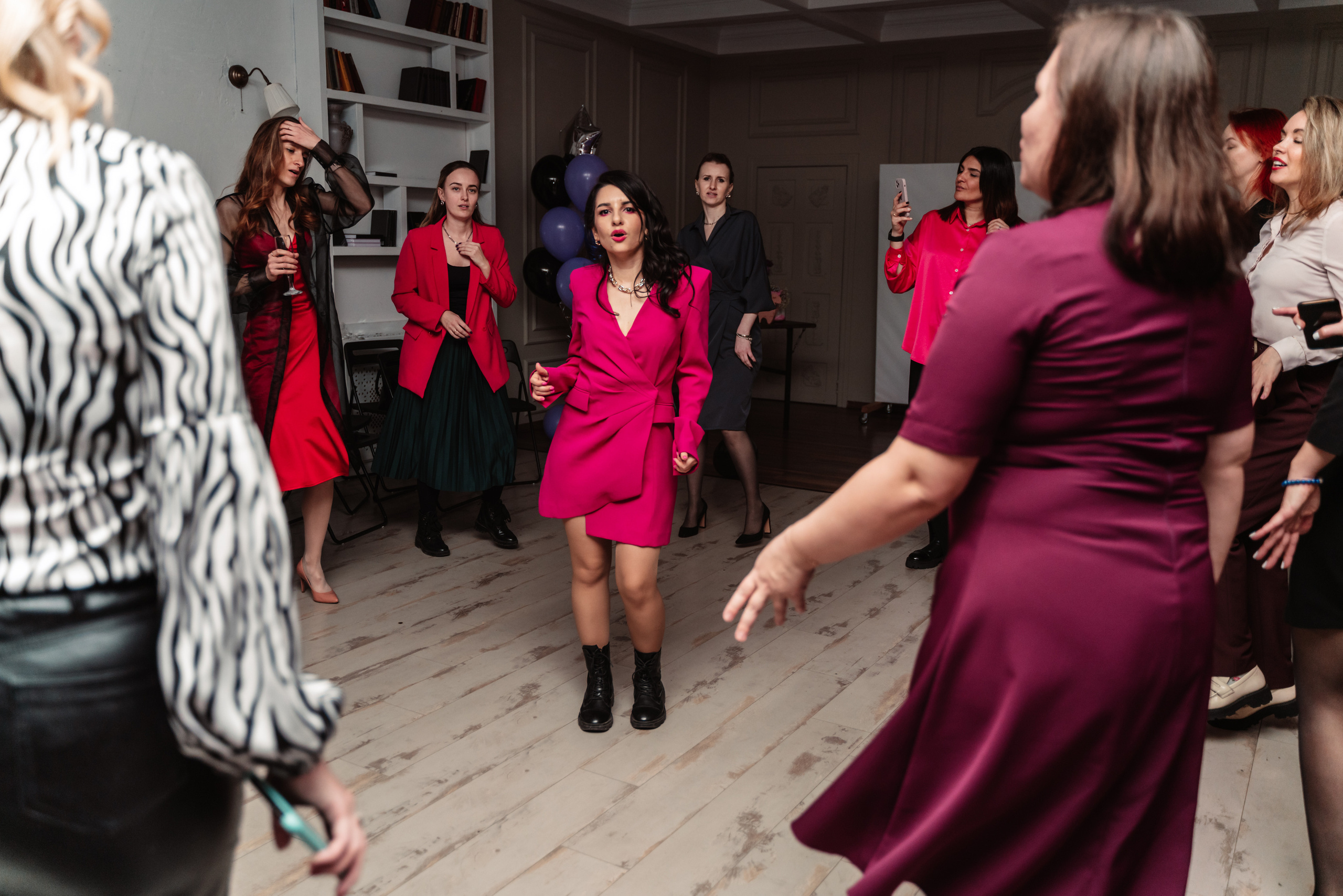 Презентация самого кайфового ежедневника — 19.02.2022. Your photographer in Cancun, Anastasia