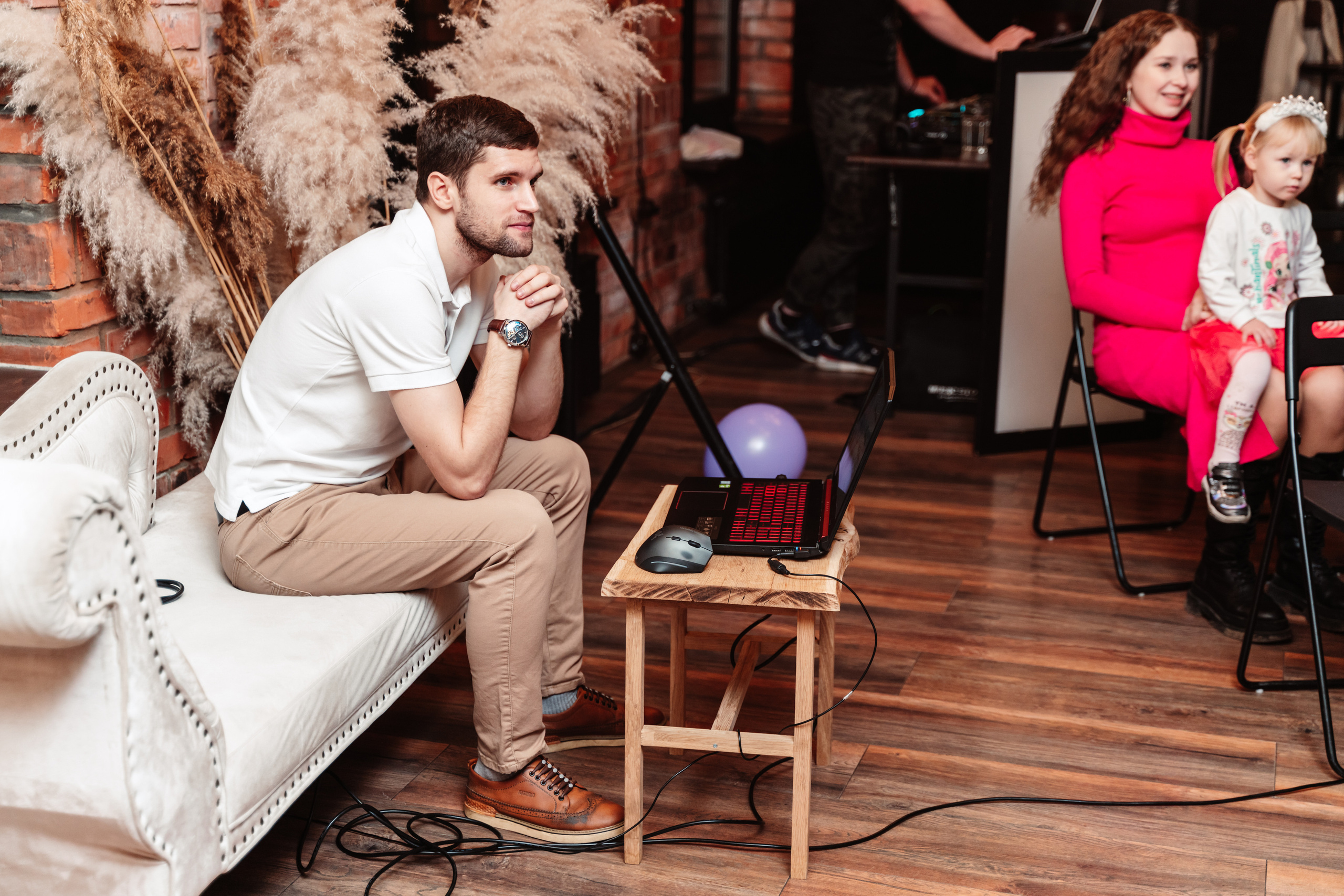 Презентация самого кайфового ежедневника — 19.02.2022. Your photographer in Cancun, Anastasia