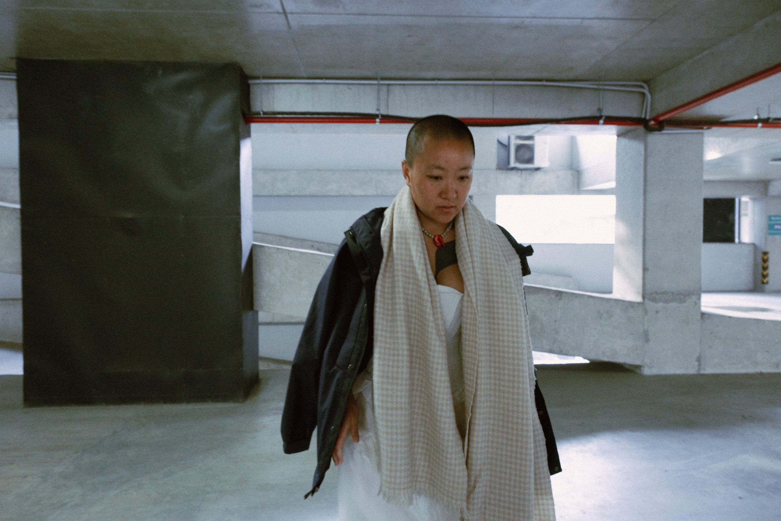 Tibetan girl. Photographer Tbilisi