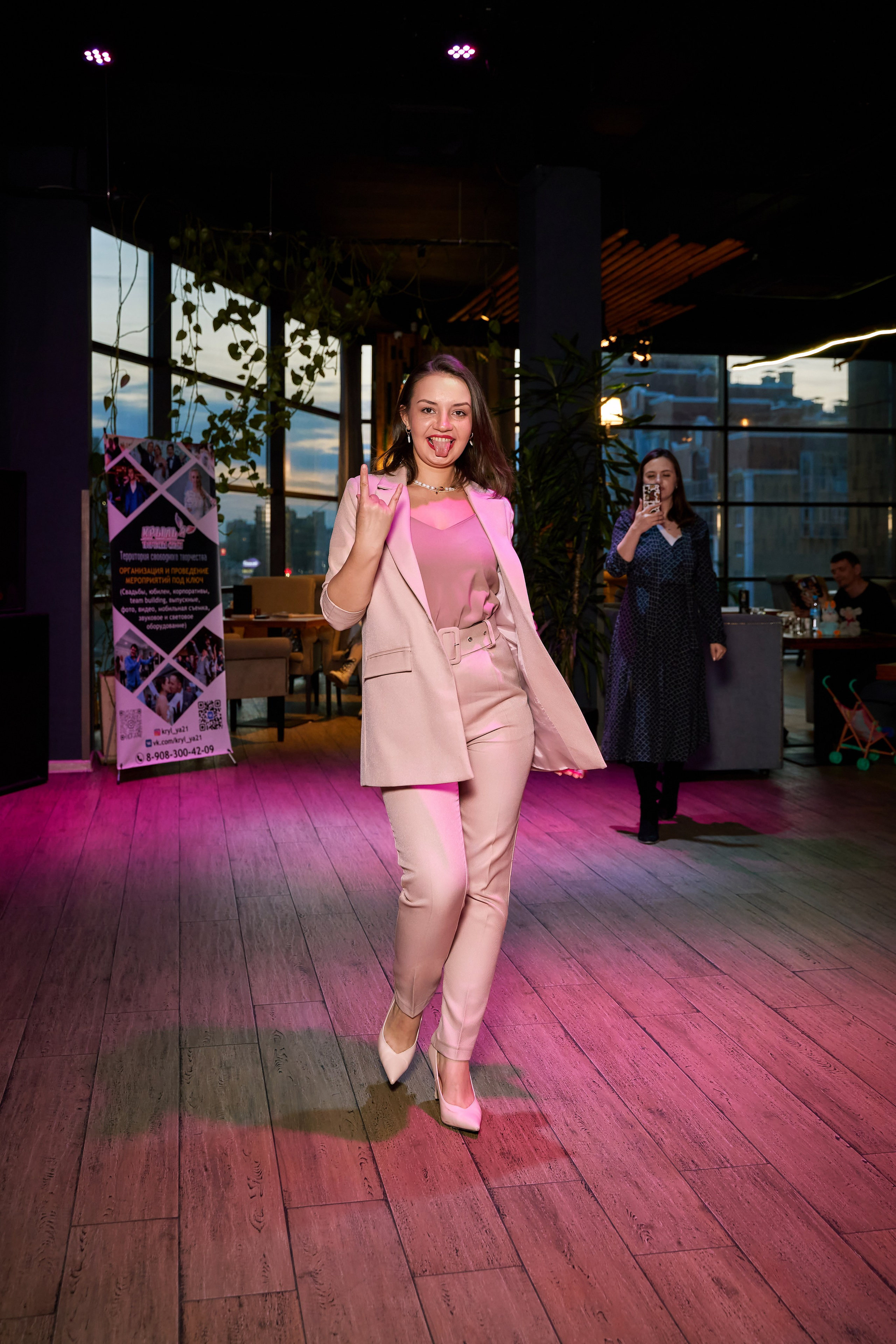 Караоке битва. Портретный, семейный и репортажный фотограф в г. Чебоксары Дмитрий Мак