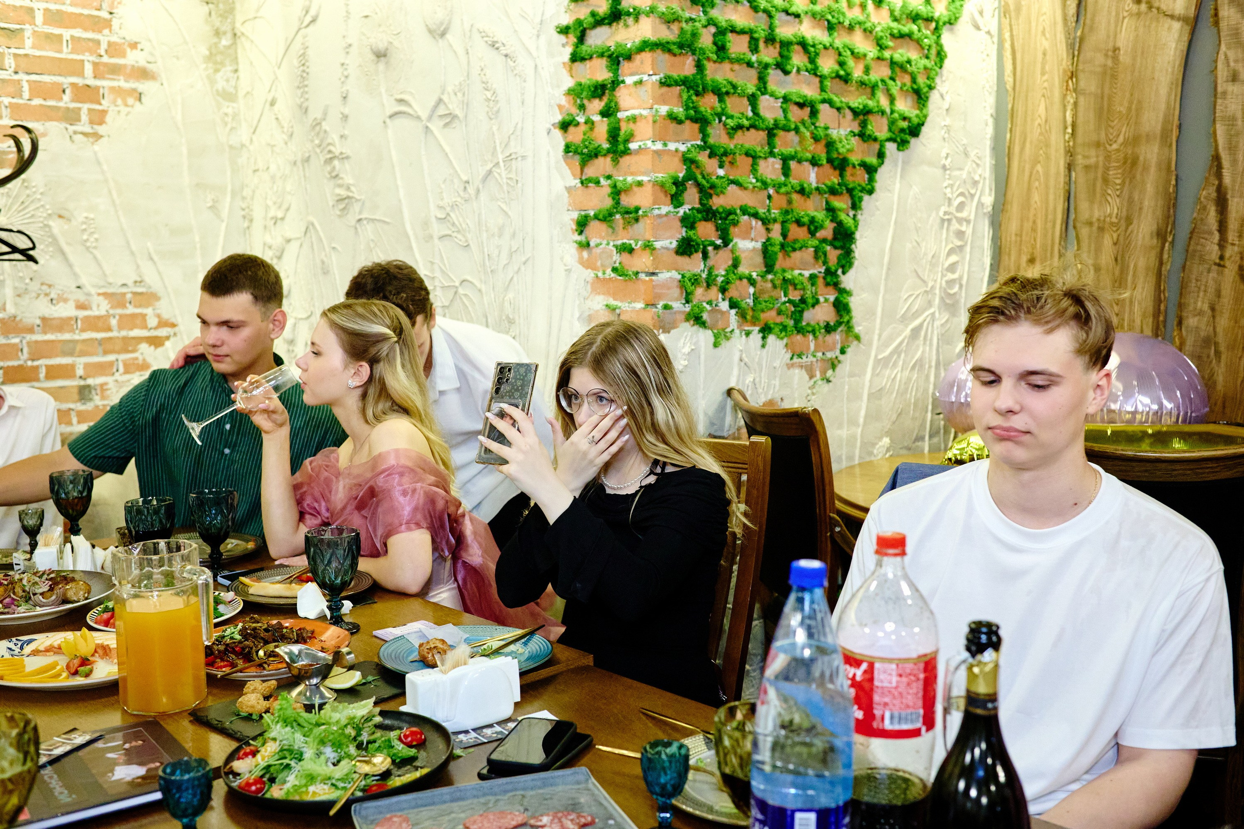 Выпускной 35 Сош. Фотограф Выпускные альбомы Таганрог Сергей Коробченко