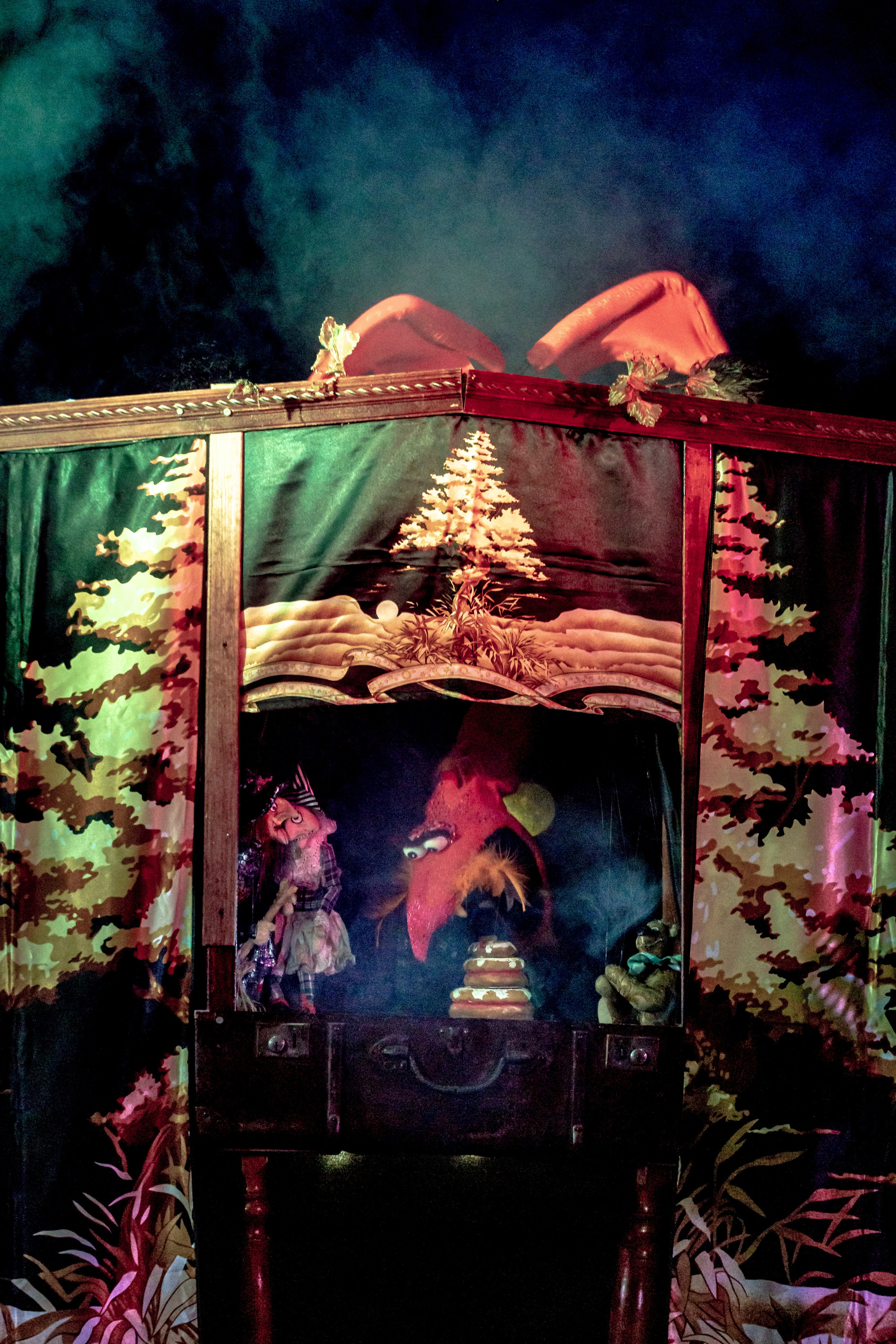 Маленькая ведьма спектакль театра Саквояж. Фотограф в Сочи Юрий Шептаев