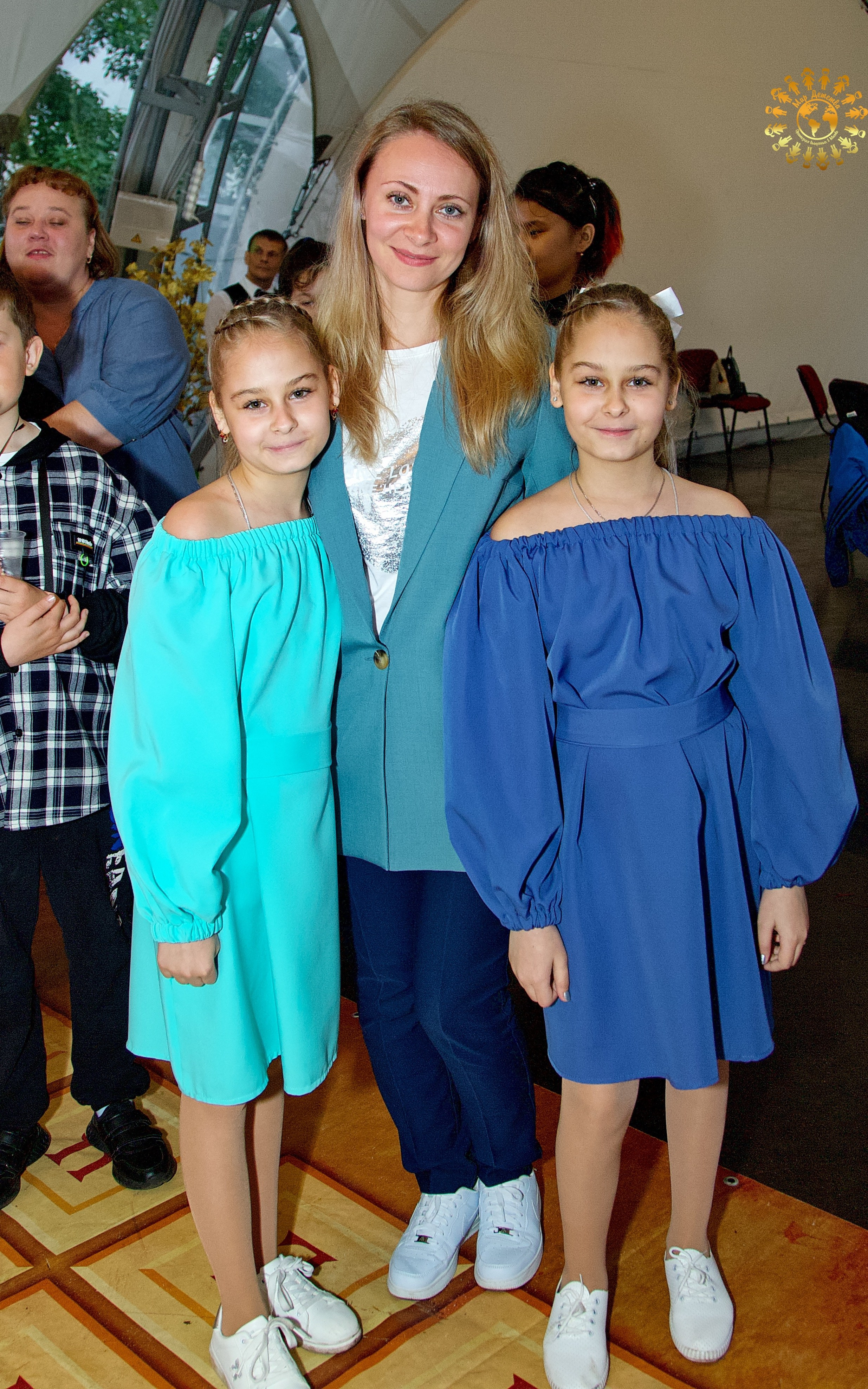 Выпускной 2023 (Школа 1195, 4-й класс). Репортажная съемка в Москве и области. Анималистика