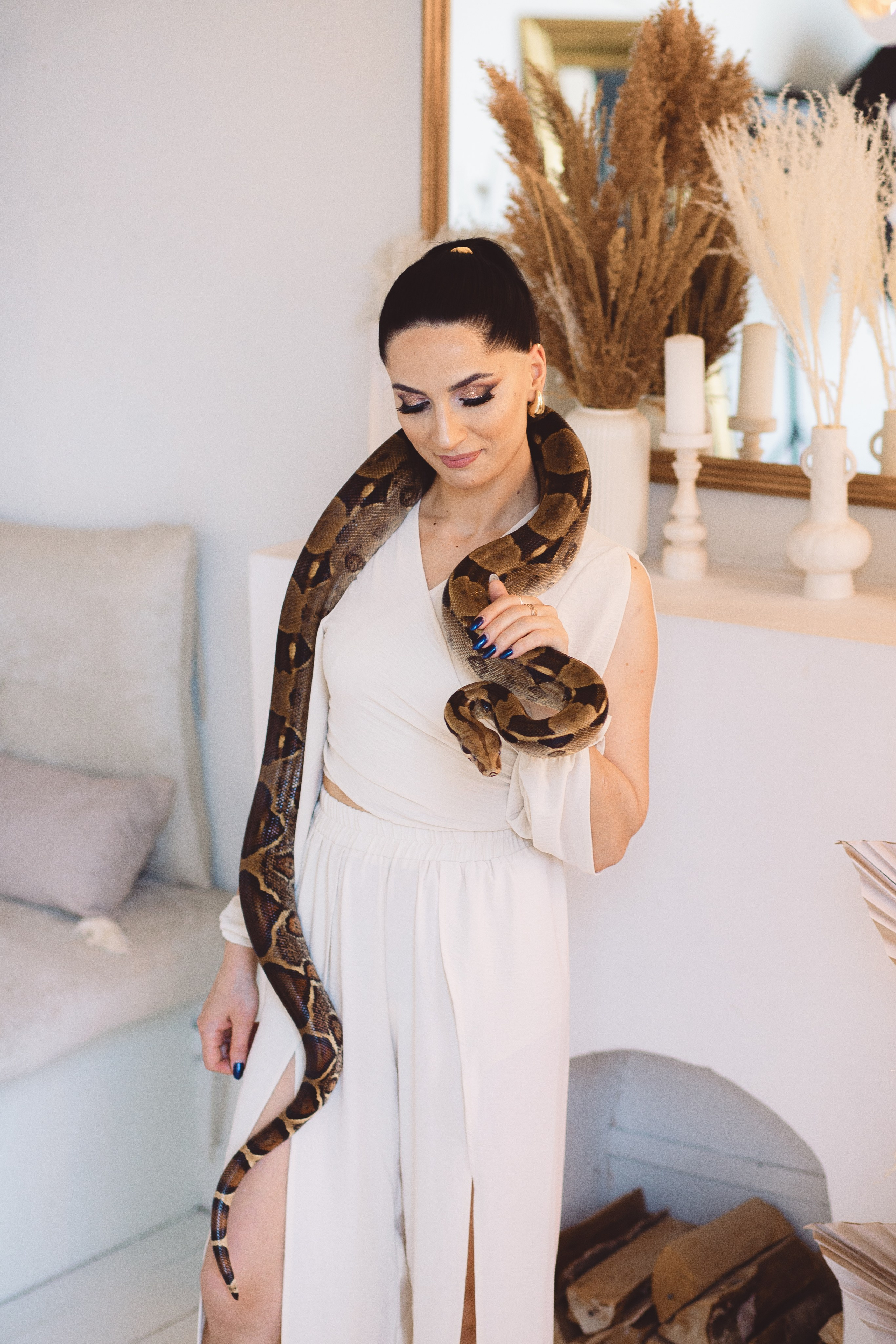 Фотосессия со змеей в  фотостудии в стиле Бохо. Фотограф в Санкт-Петербурге, Анна Скворцова
