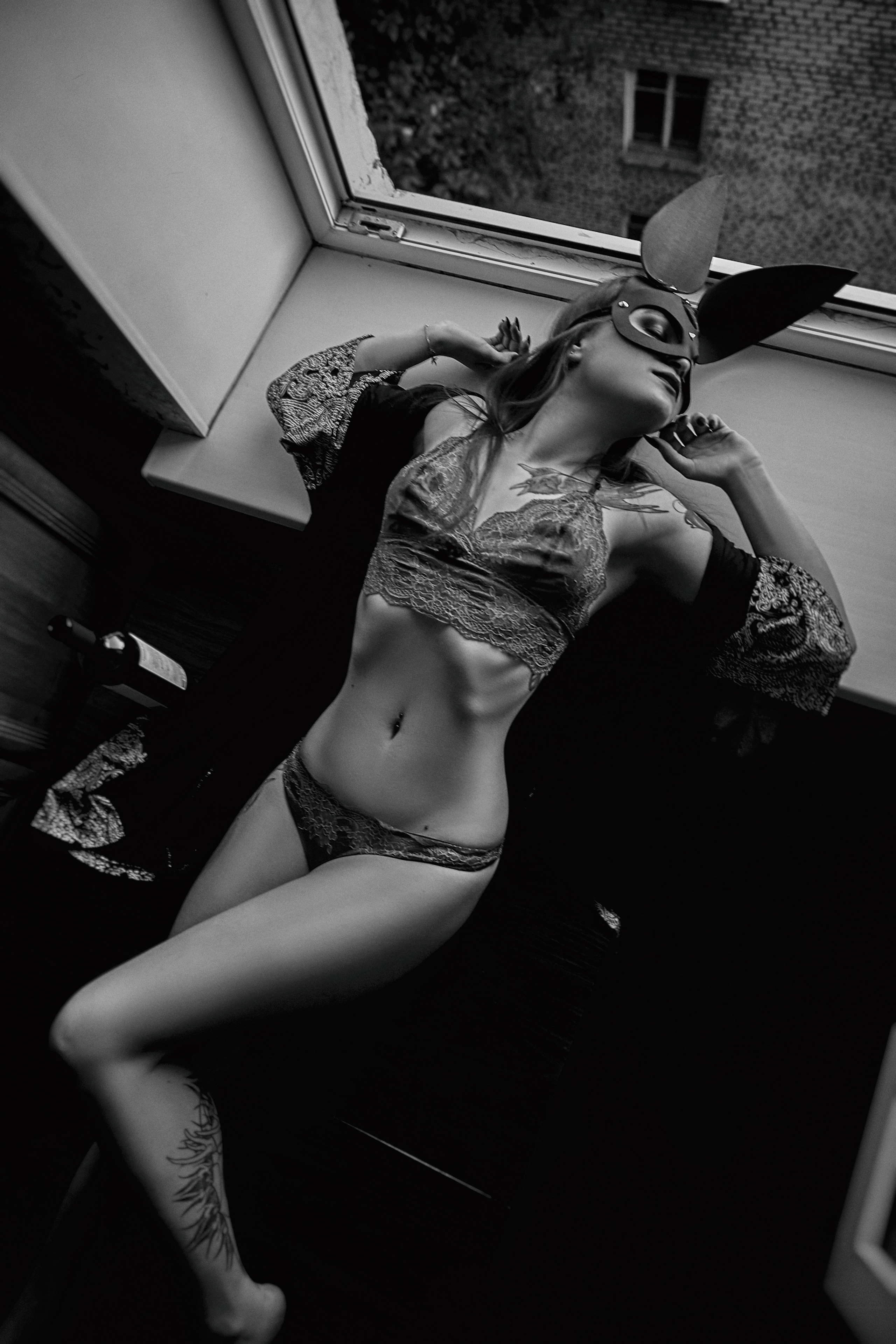 Эротическая фотосессия в маске кролика. Рекламный фотограф Санкт-Петербург Катерина Мишкель