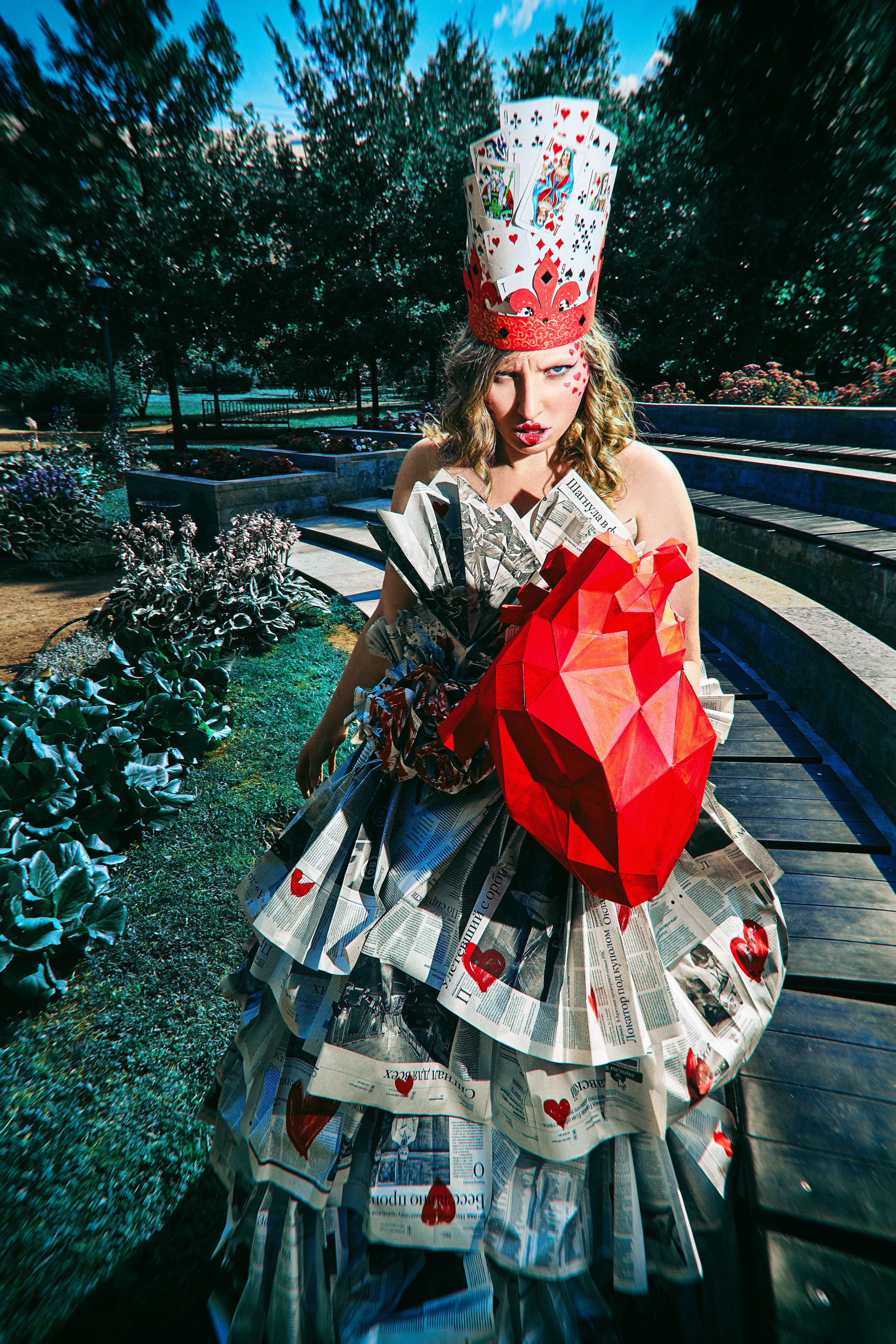 Сказочная фотосессия Красной Королевы с сердцем. Рекламный фотограф Санкт-Петербург Катерина Мишкель