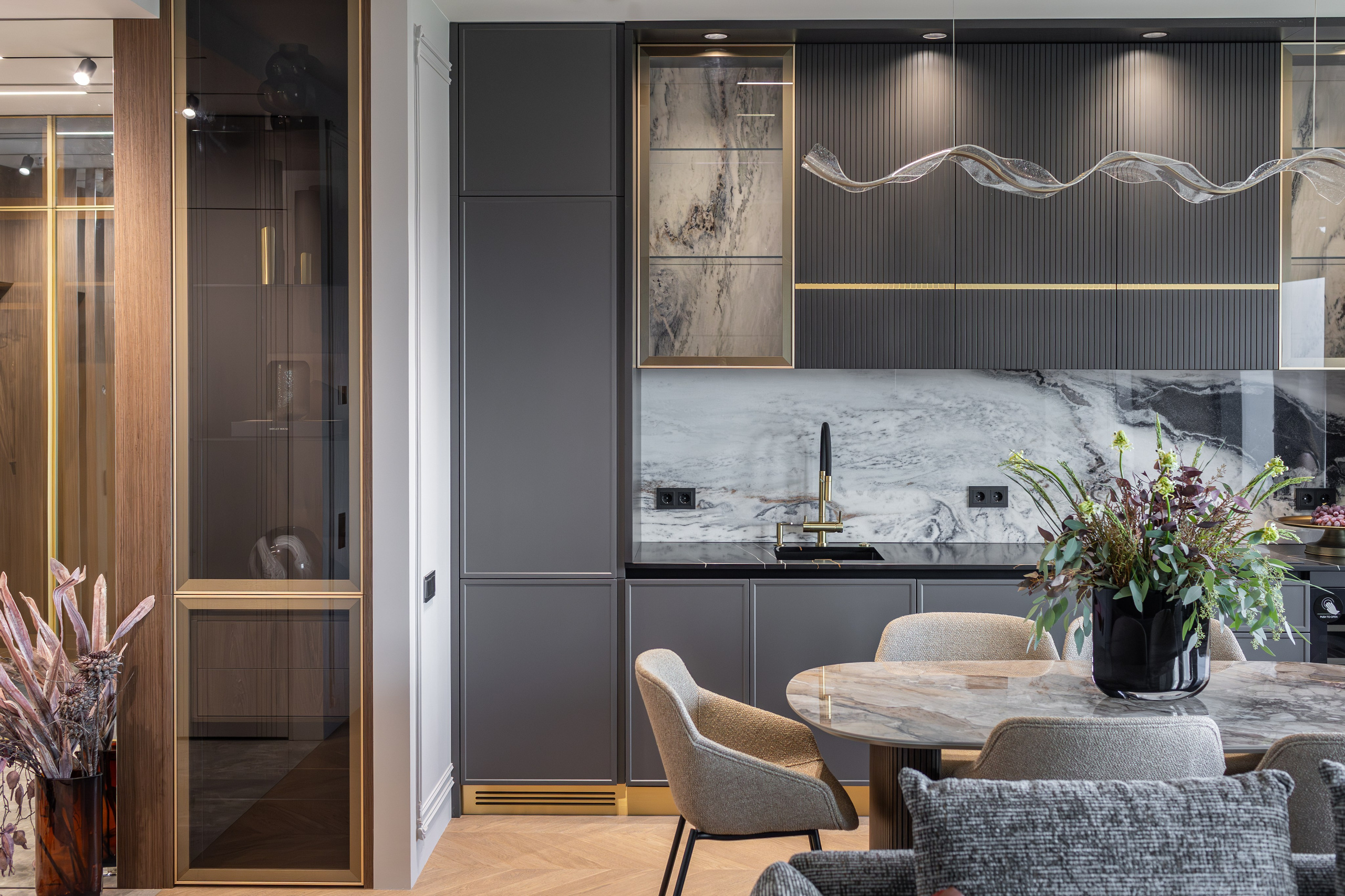 Фотограф Алексей Байков: репортажная, деловая и интерьерная фотосъёмка