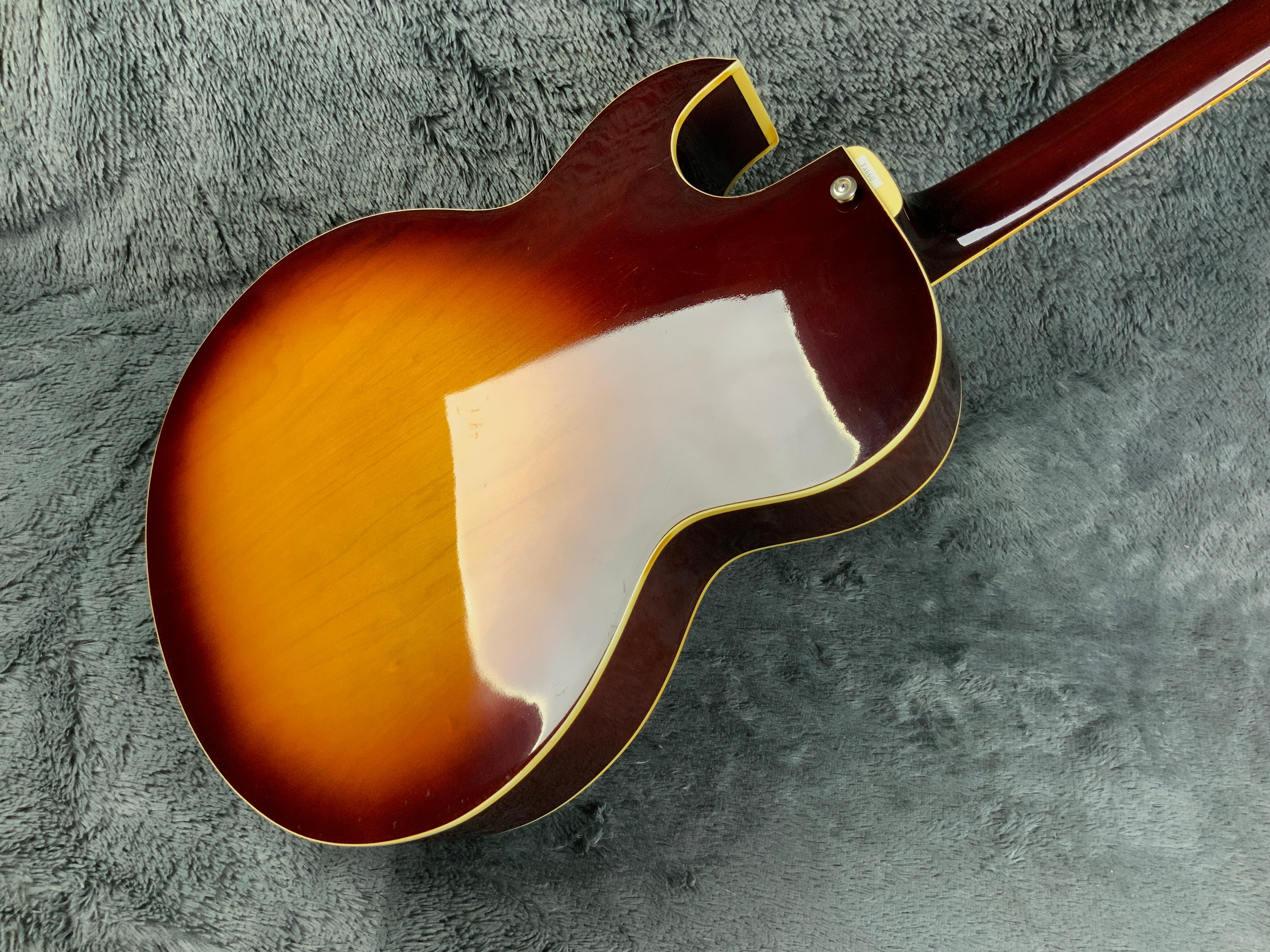 Maison FA-660 Gibson ES-175