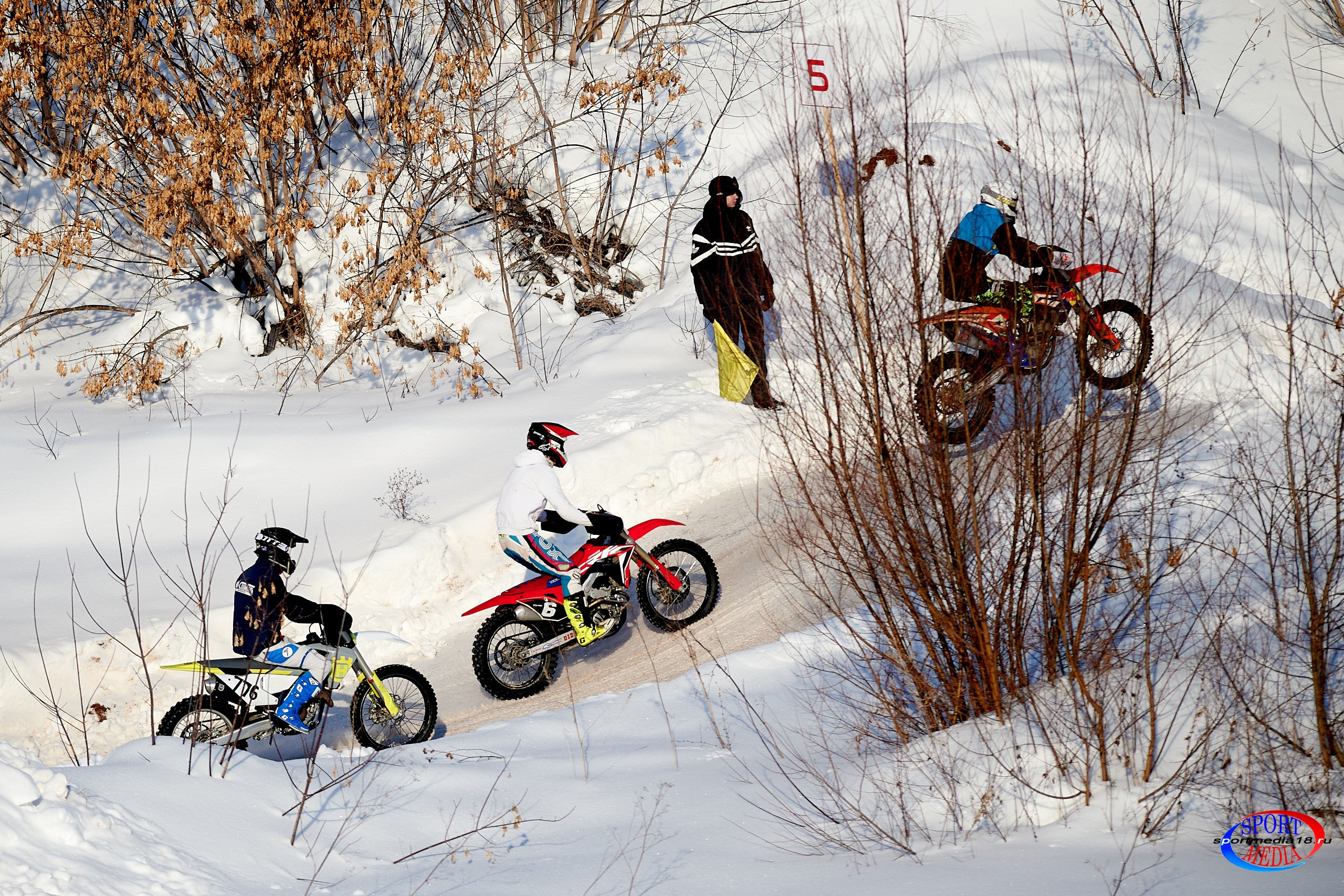 3 этап Кубка Удмуртской Республики по мотокроссу. Воткинск 23.02.2025. Спортивный репортажный фотограф в Ижевске Сергей Мерзляков