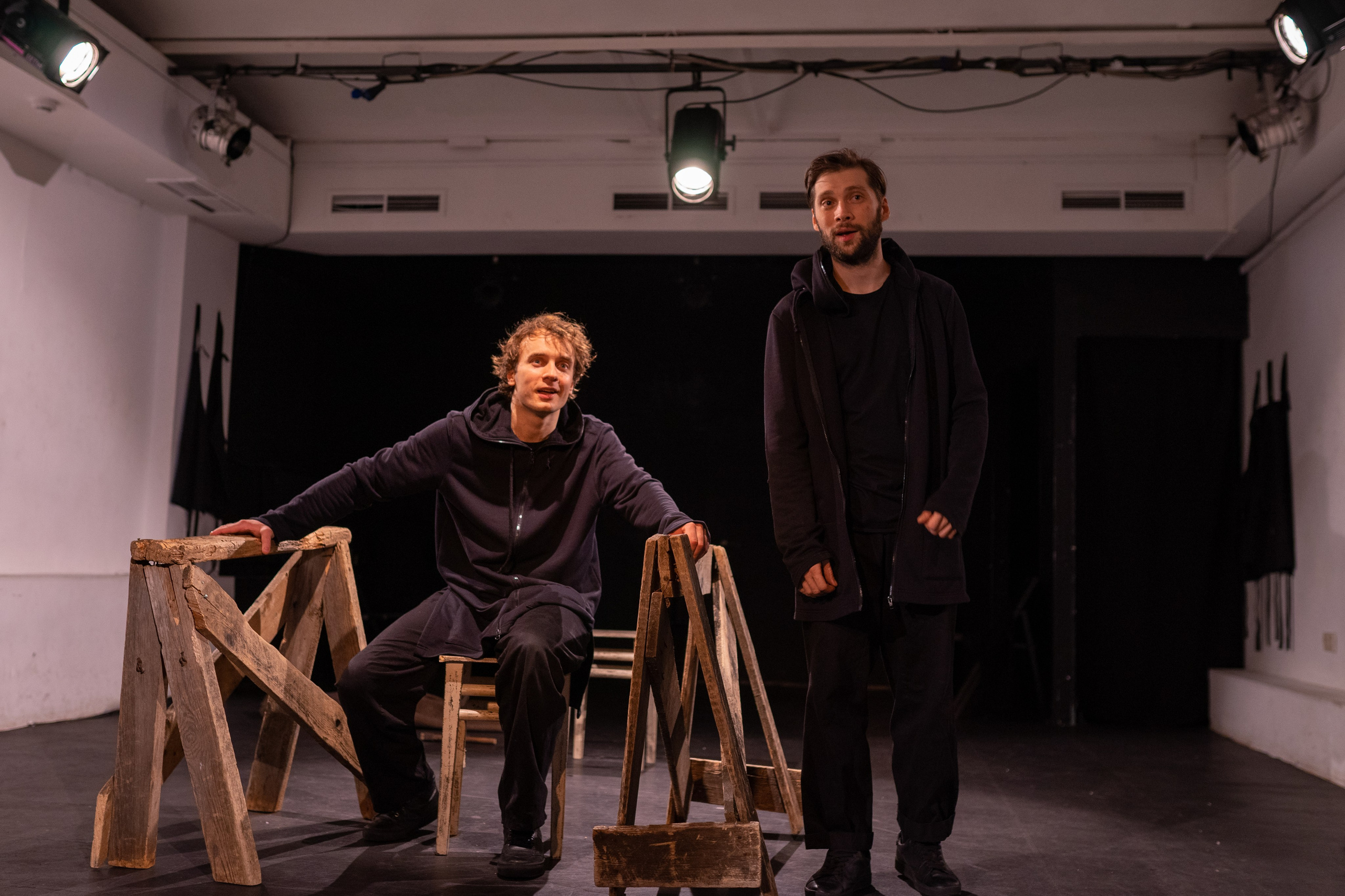 Преступление и наказание. Фотограф Нинель Гюрсой, г. Москва