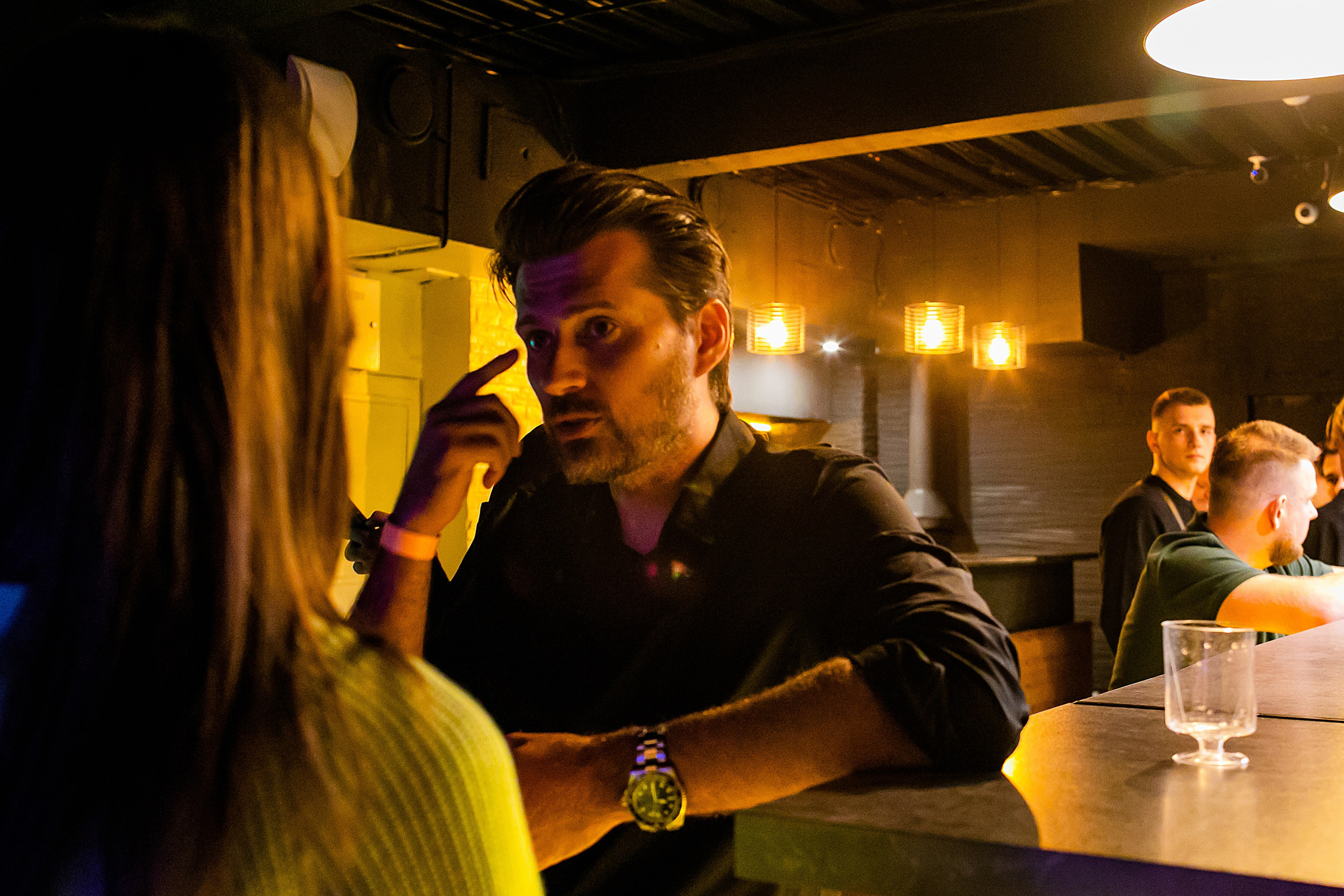 Встреча криптовалюте. Art photographer Nino