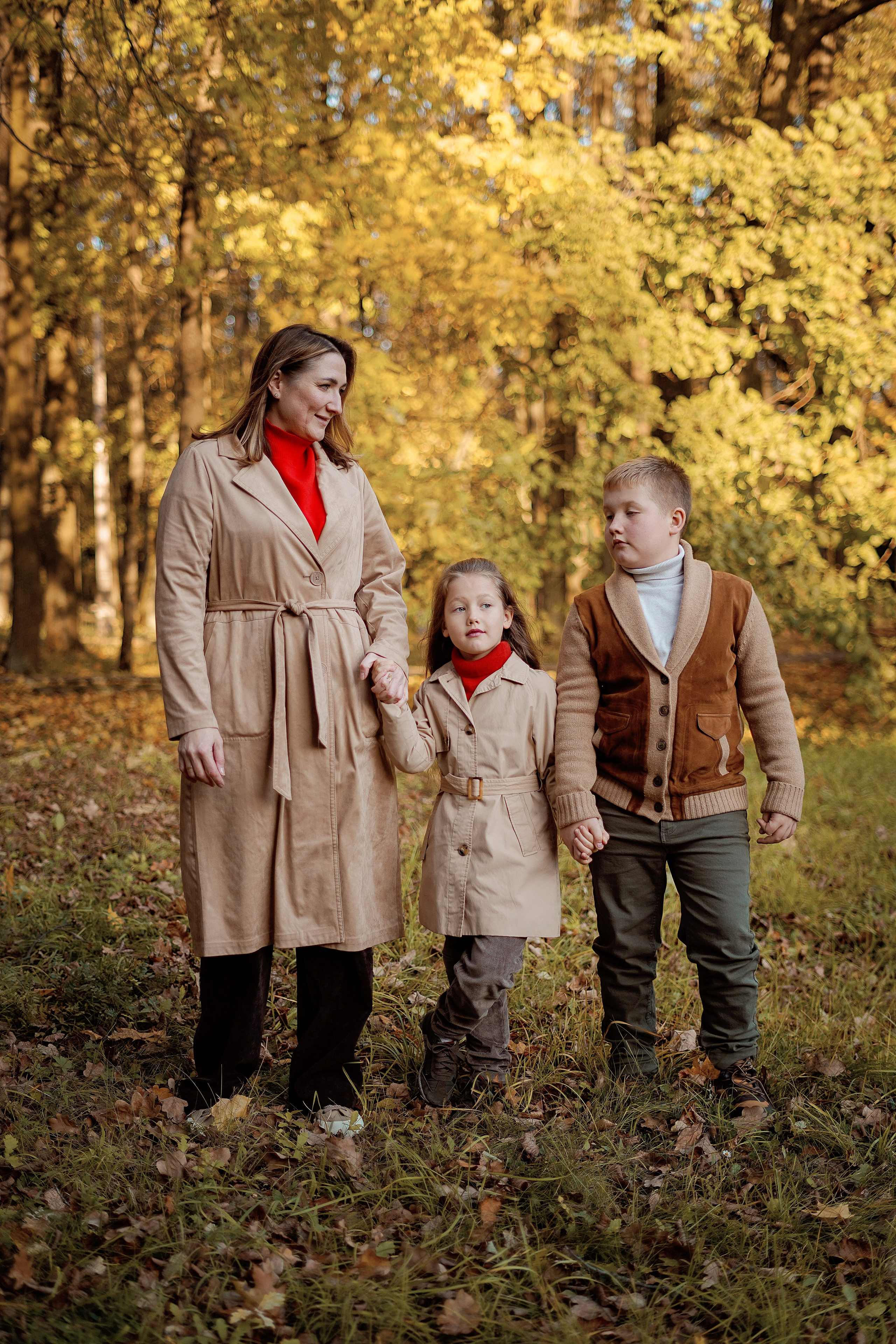 Семейная фотопрогулка в усадьбе Валуево. Семейный и детский фотограф в Москве Екатерина Офицерова