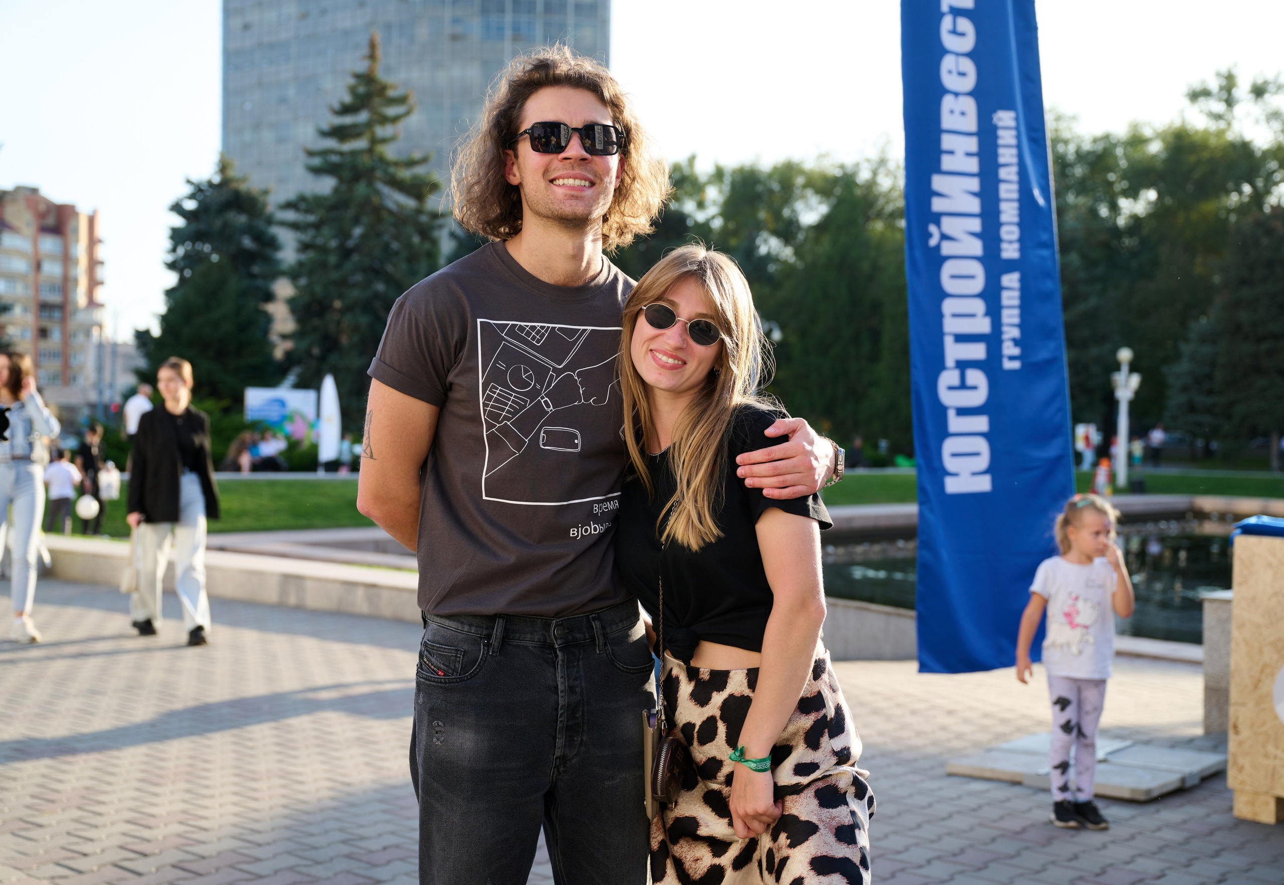 СБЕР базар на Театральной площади. Студия событий ДЕЙЗИ. Организация мероприятий. Свадебное агентство в Ростове-на-Дону. Свадебный организатор. Организация свадьбы под ключ