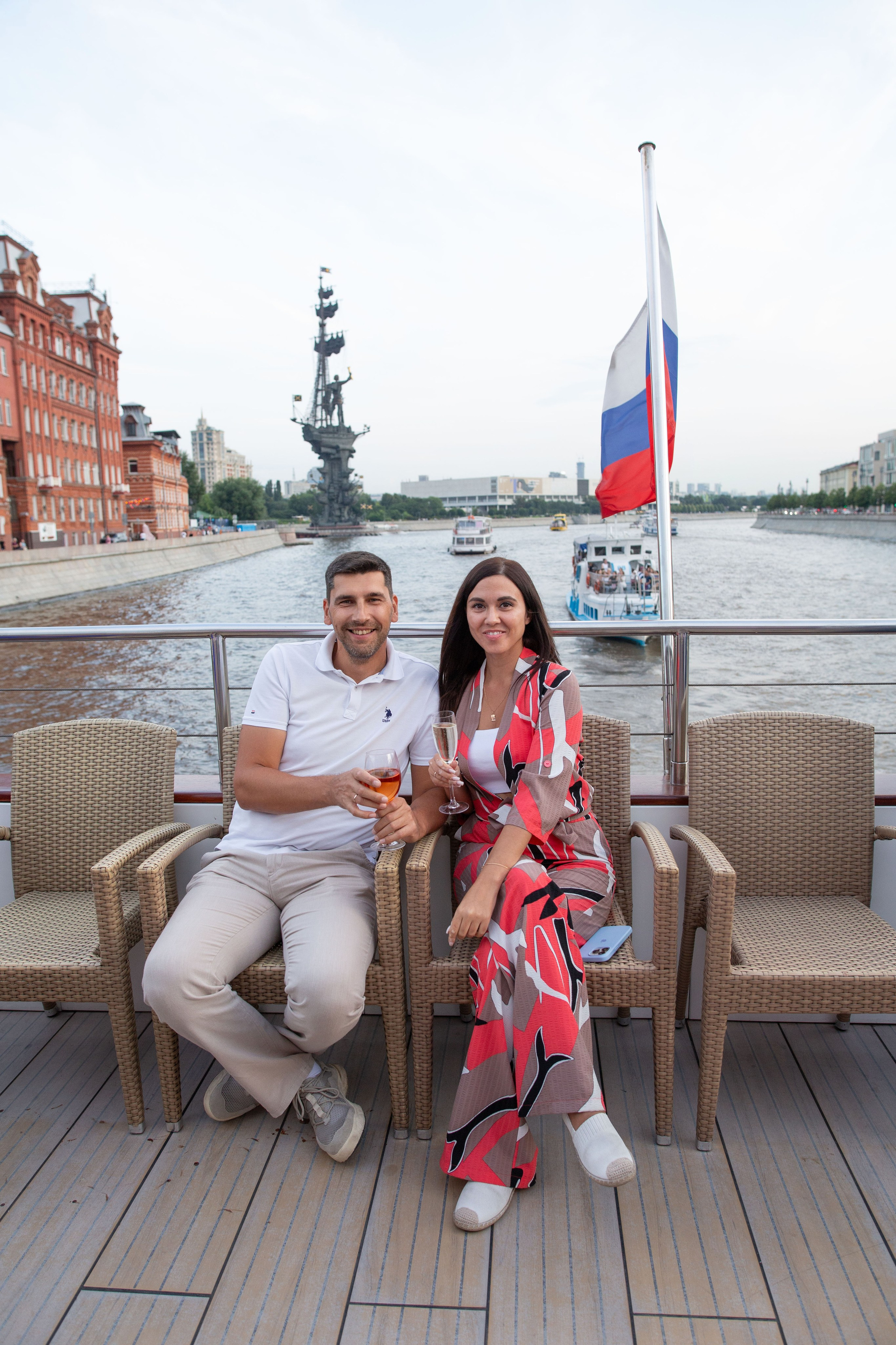 Dubai Vibes Intourist Cruise Party. Семейный и детский фотограф Анна Петракова