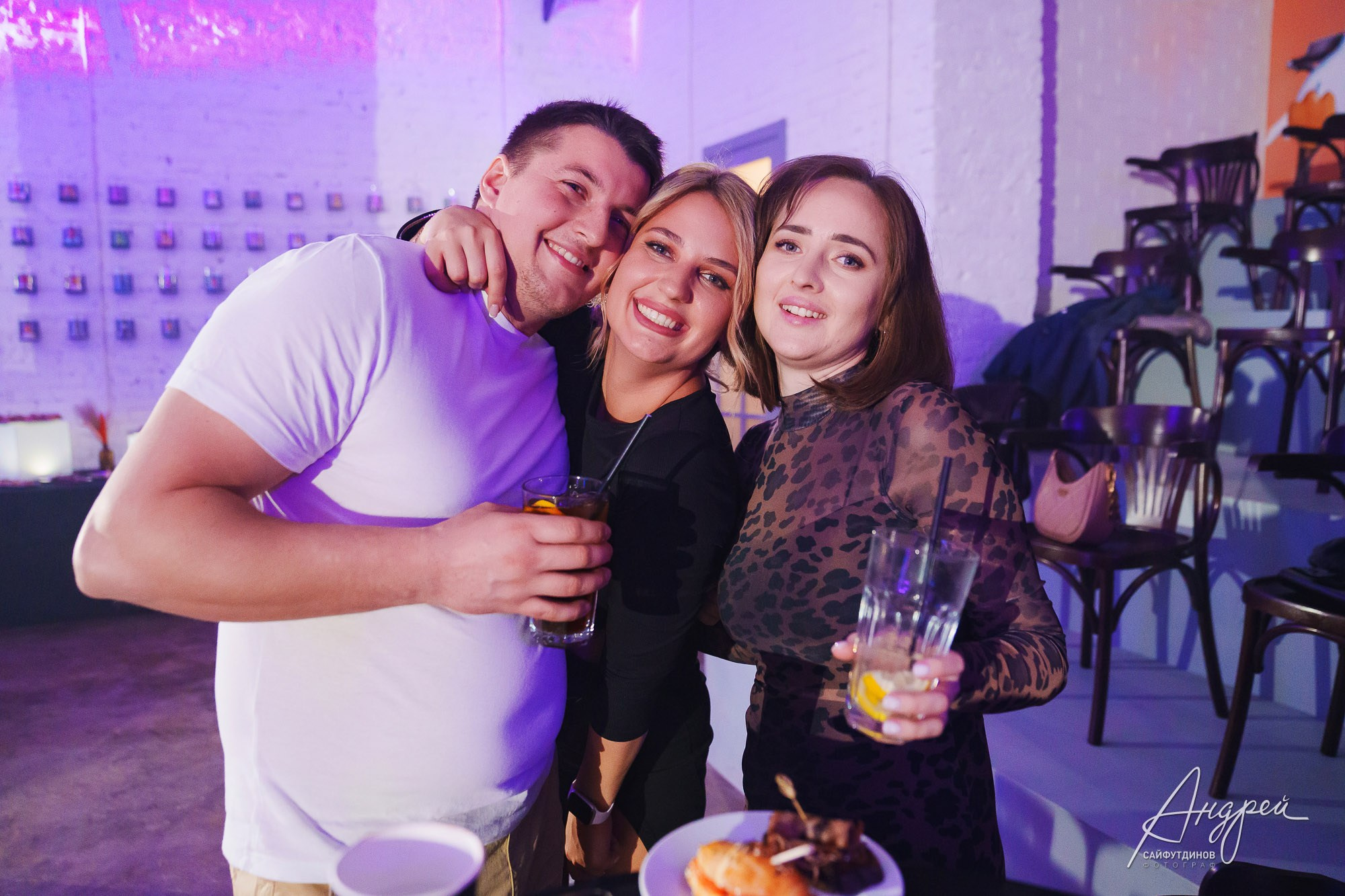 Репортажная фотография дня рождения. Свадебный и семейный фотограф в Ростове-на-Дону. Андрей Сайфутдинов