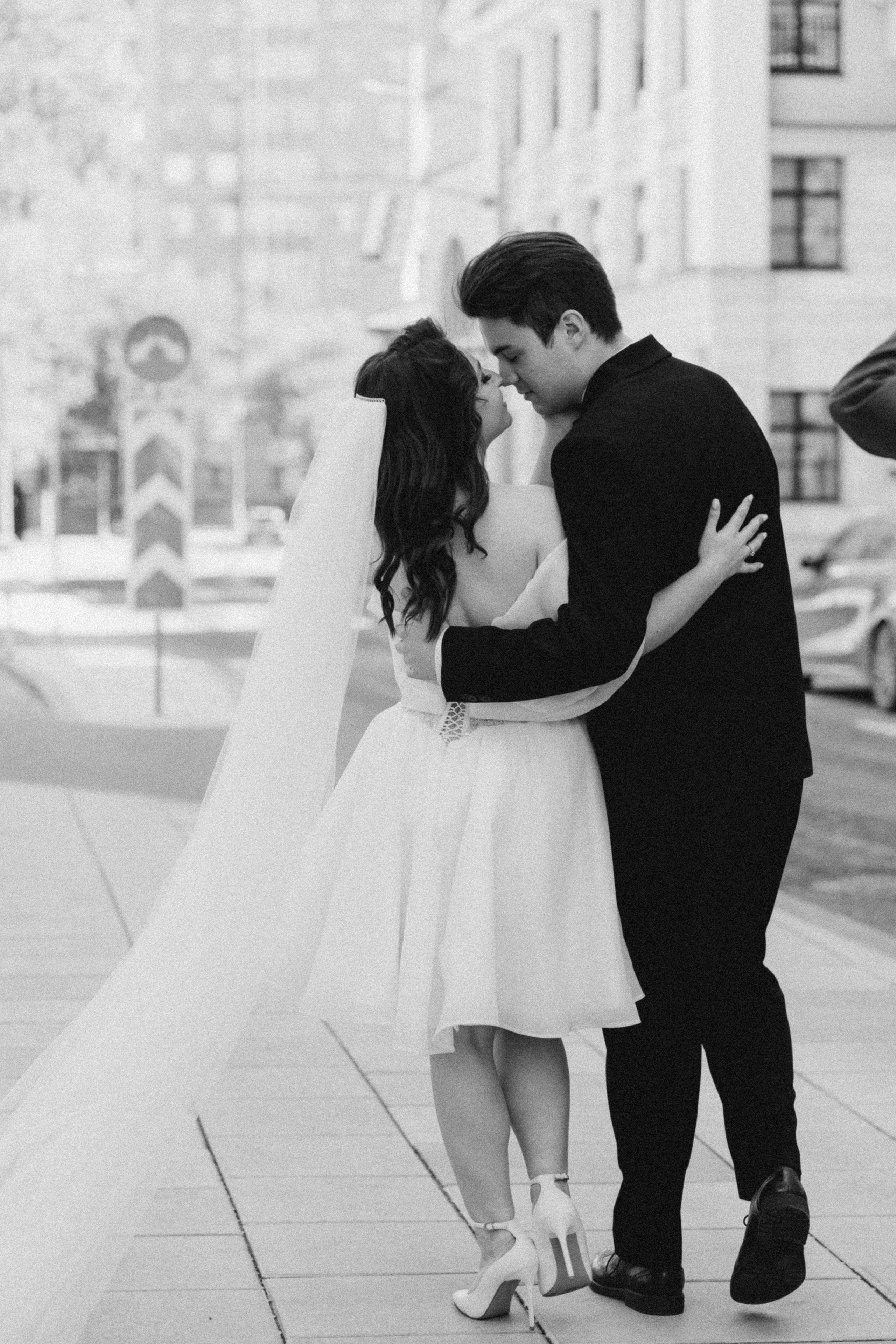 Свадебная фотопрогулка в Москве по центру города. Свадебный фотограф в Москве Анна Полушина