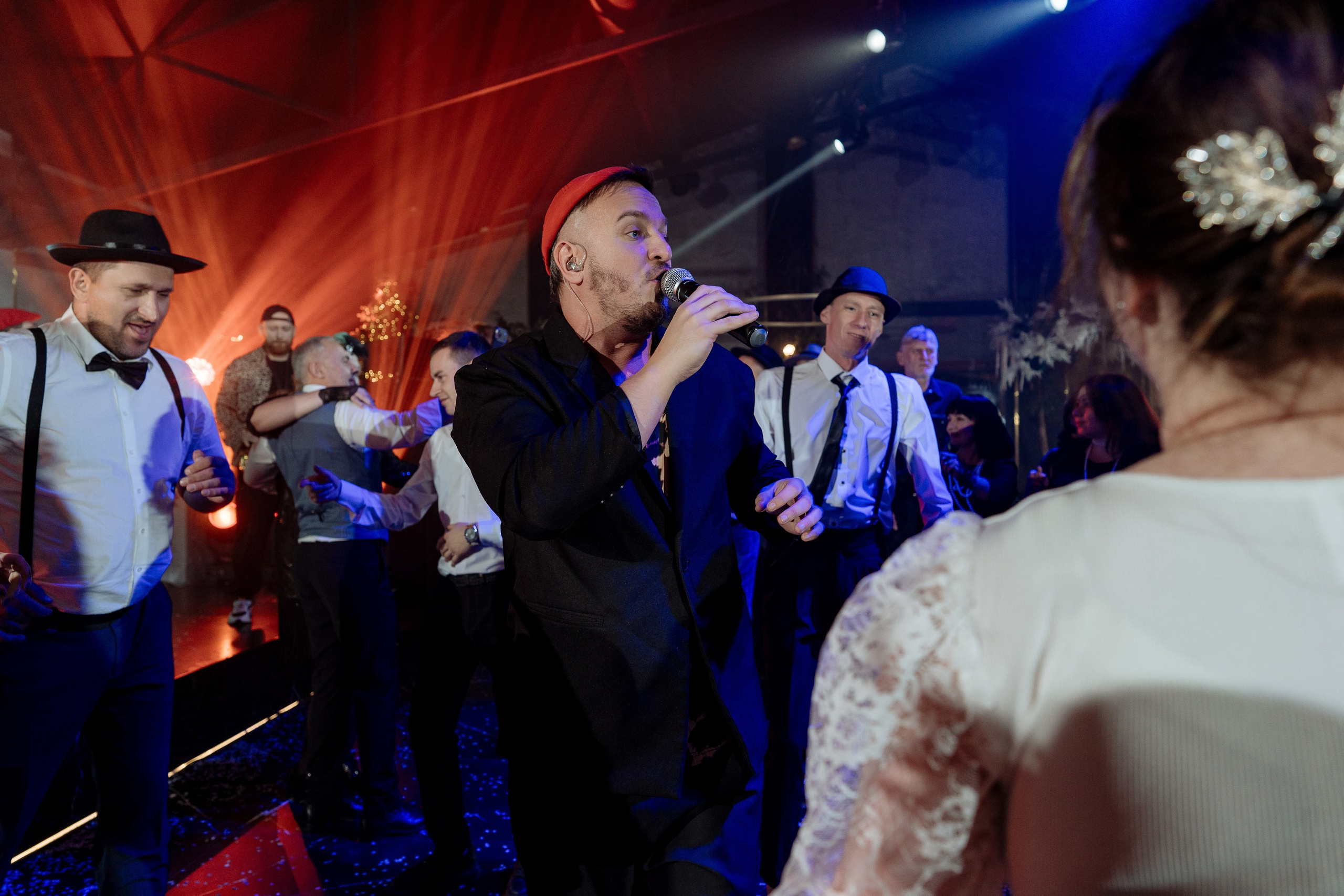 Альбион Тур