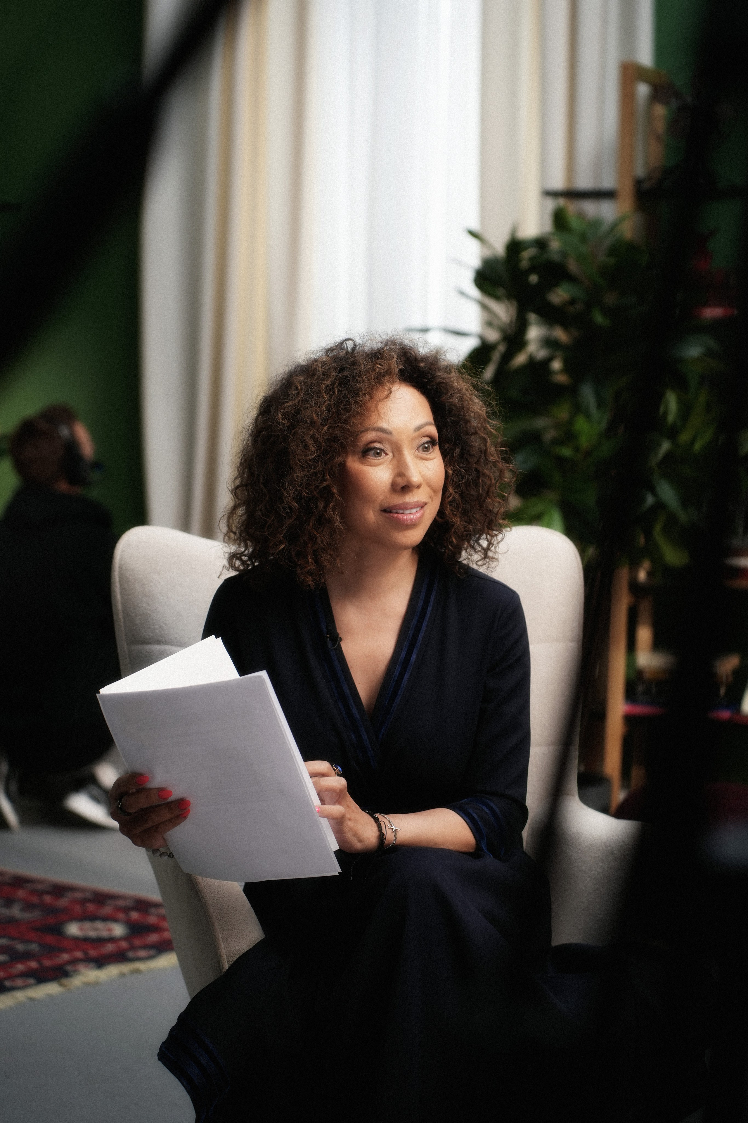 НОВОЕ СЛОВО. ANNA — PHOTOGRAPHER