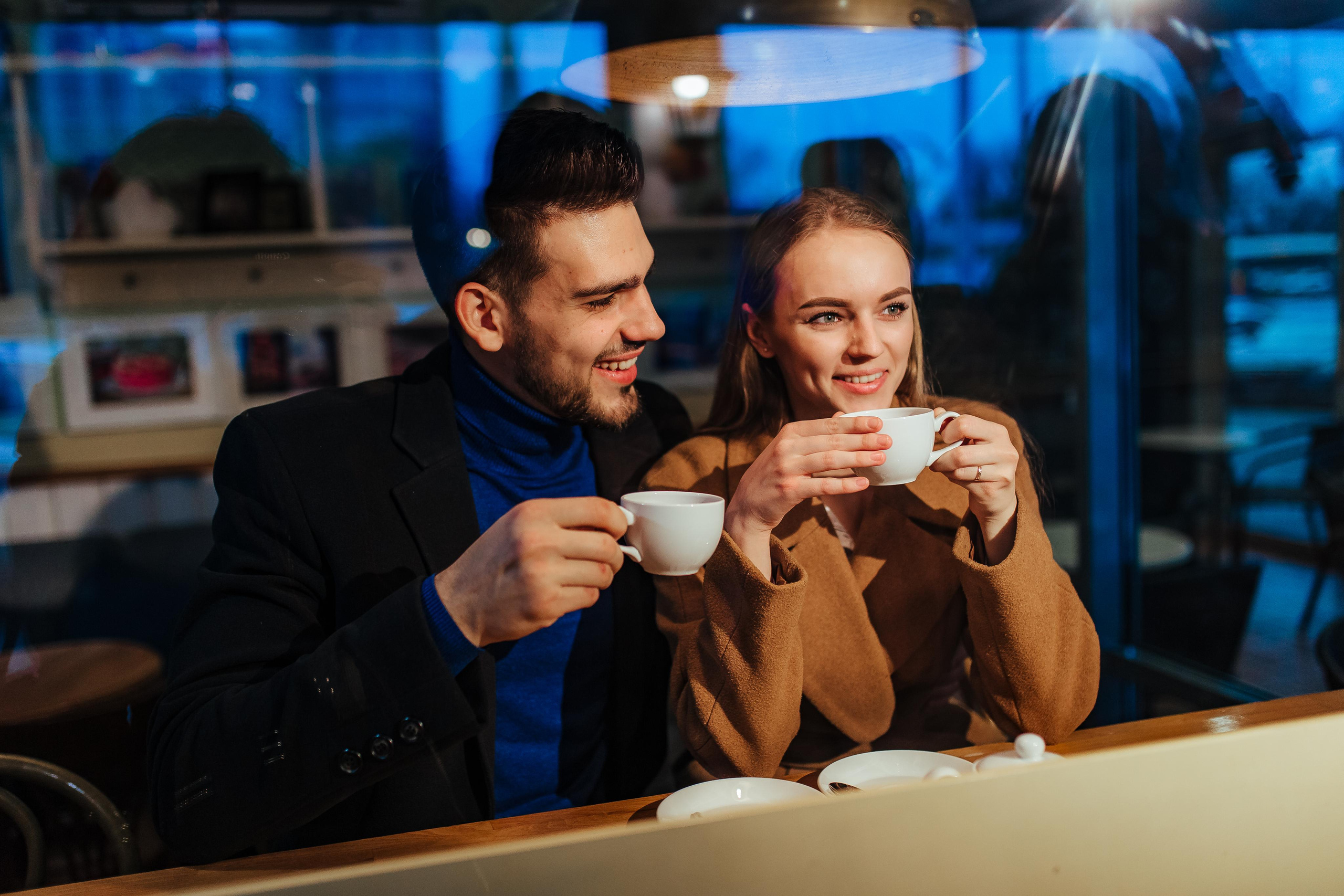 Любовь в кафе