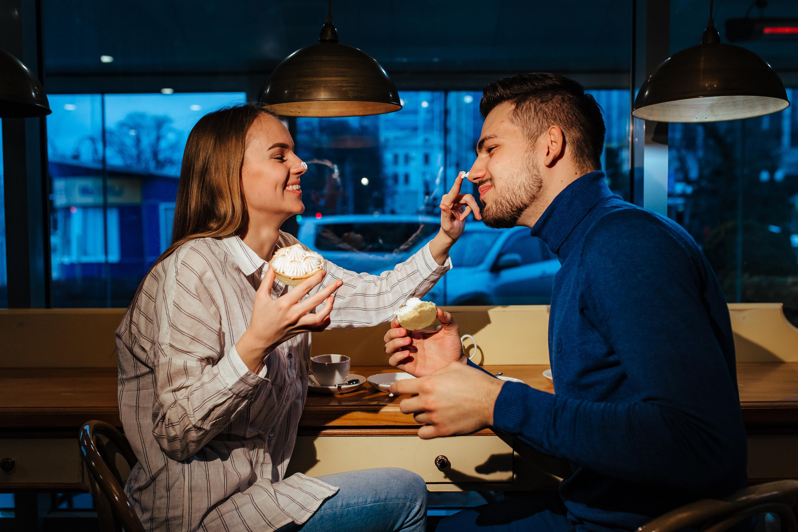 Любовь в кафе