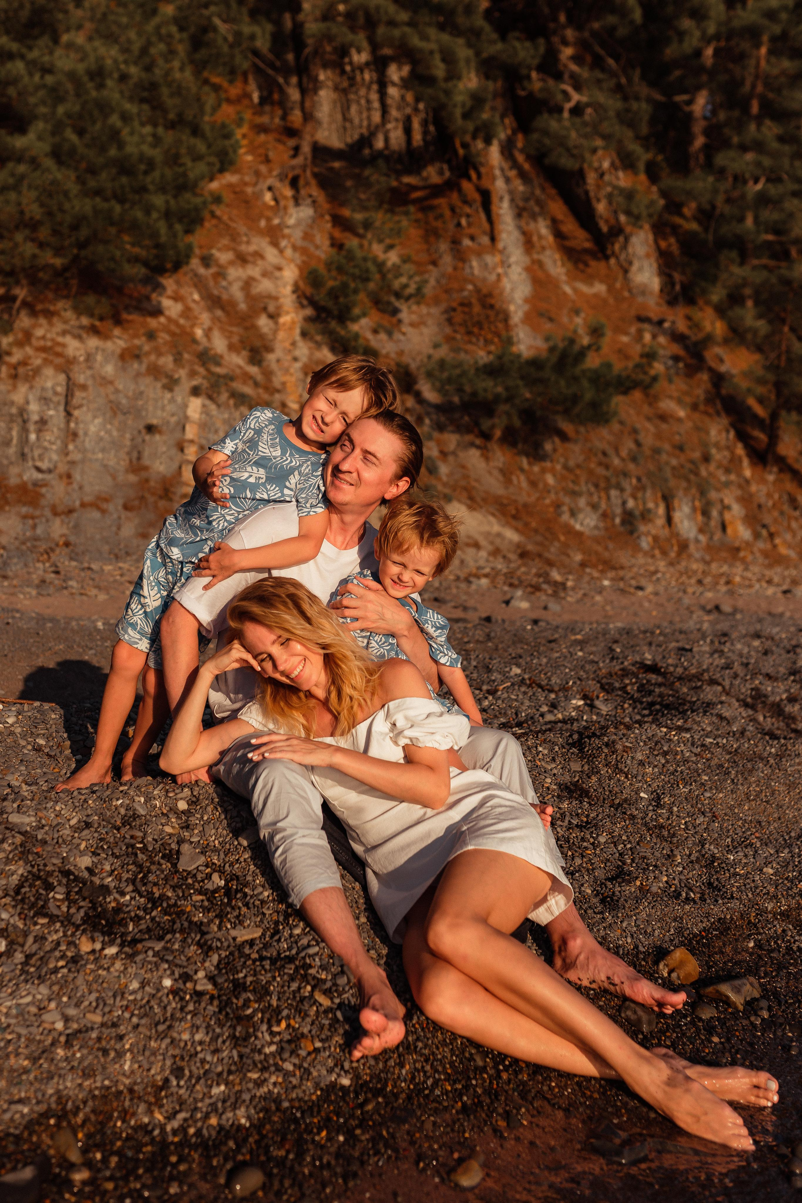 Назим и Алина