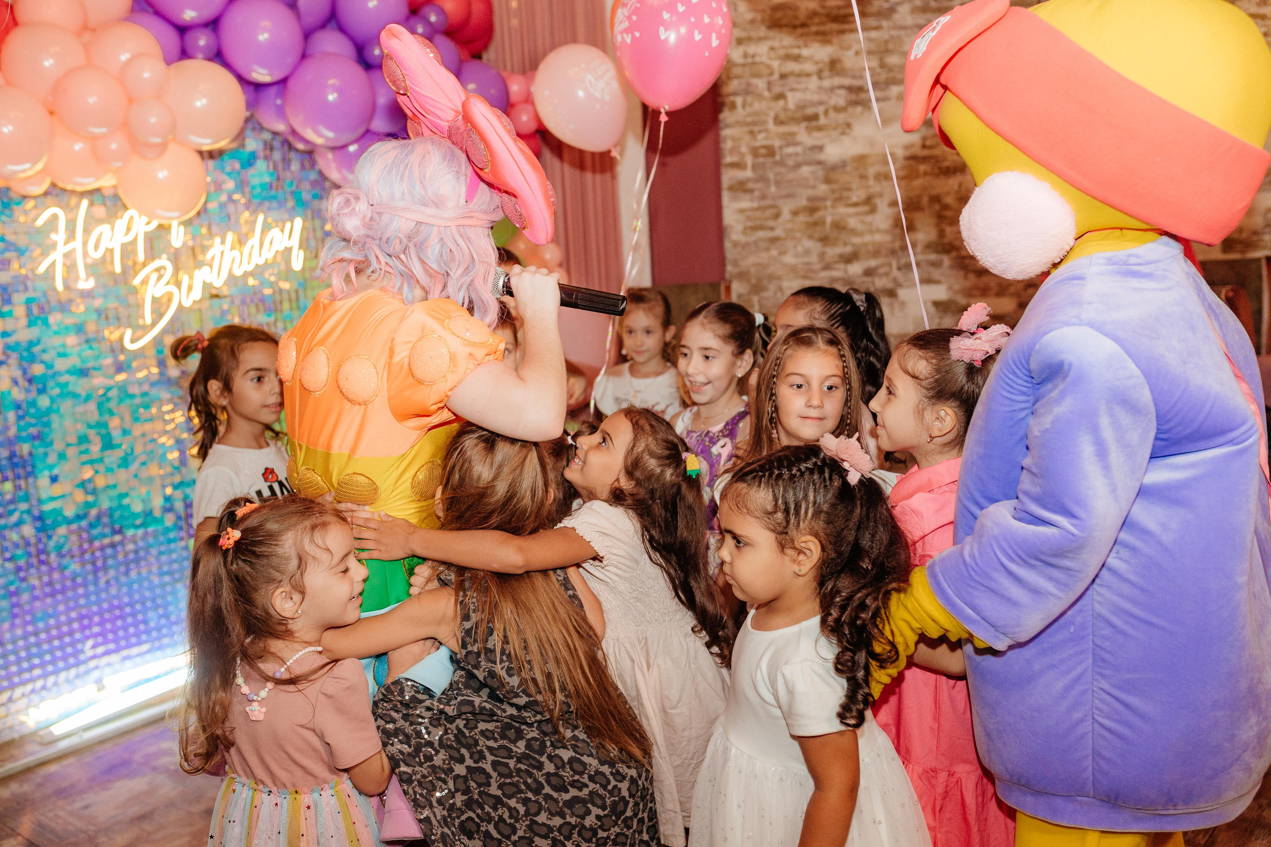 День рождения Софии и Элины