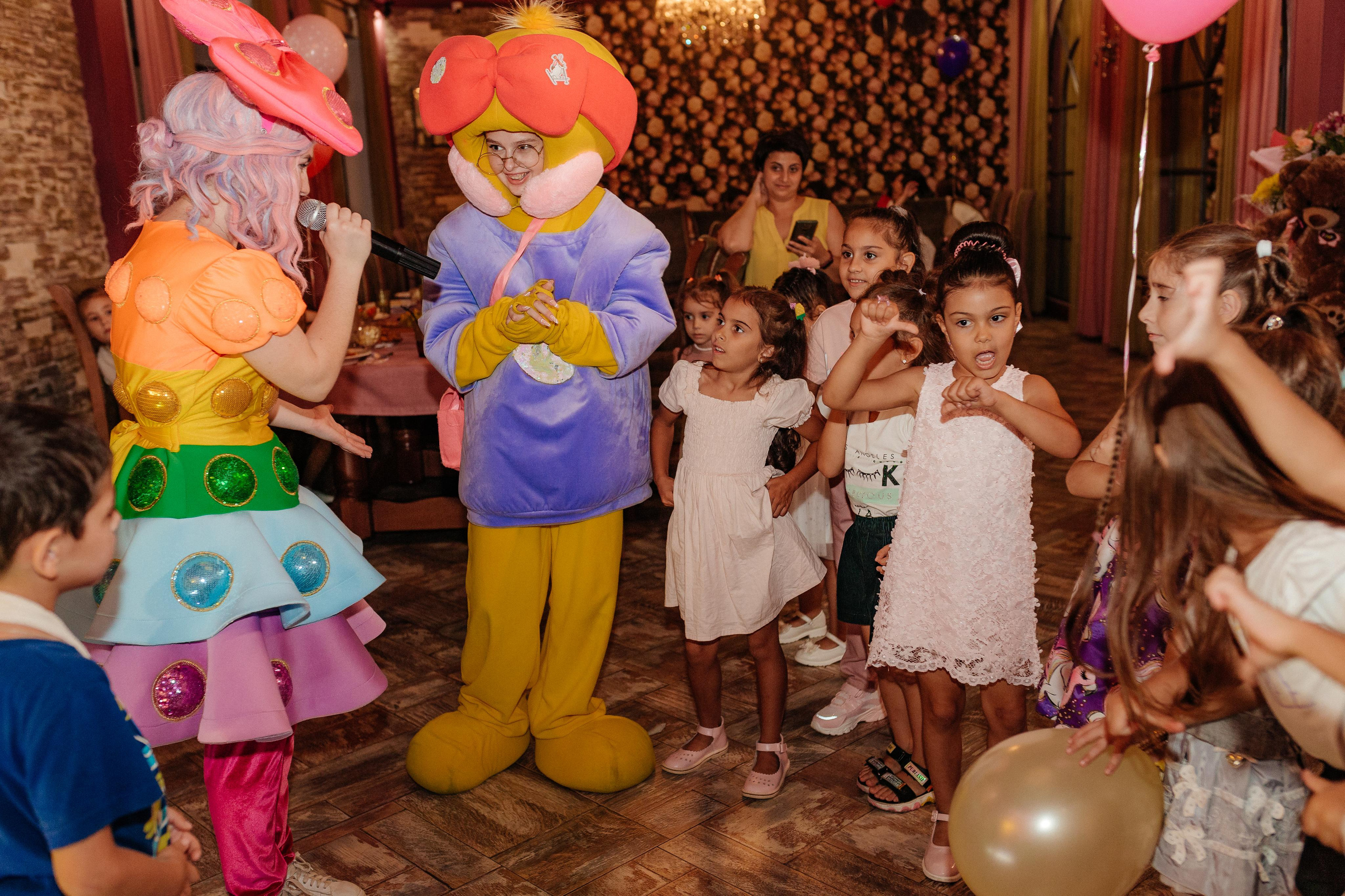 День рождения Софии и Элины