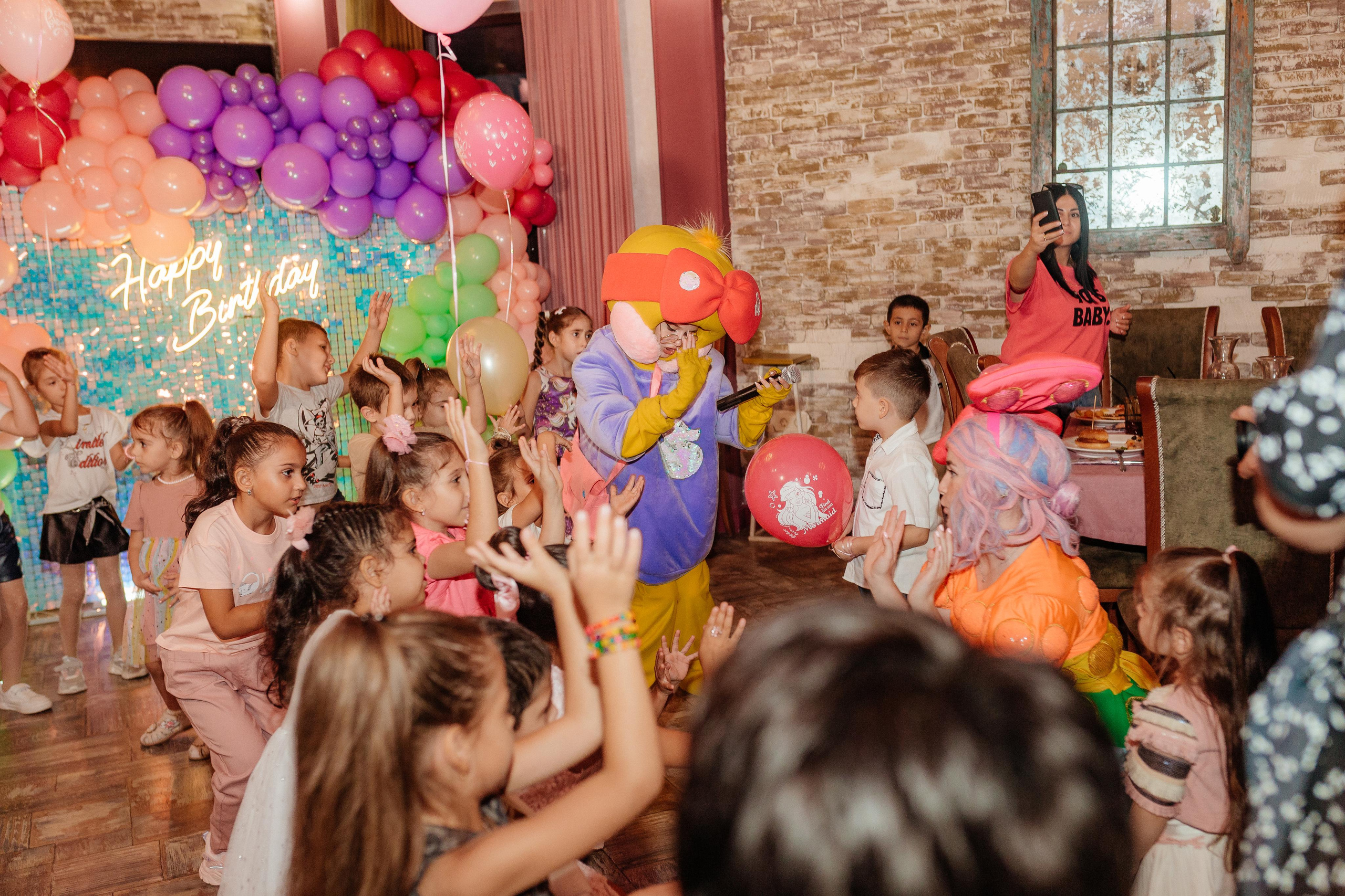 День рождения Софии и Элины