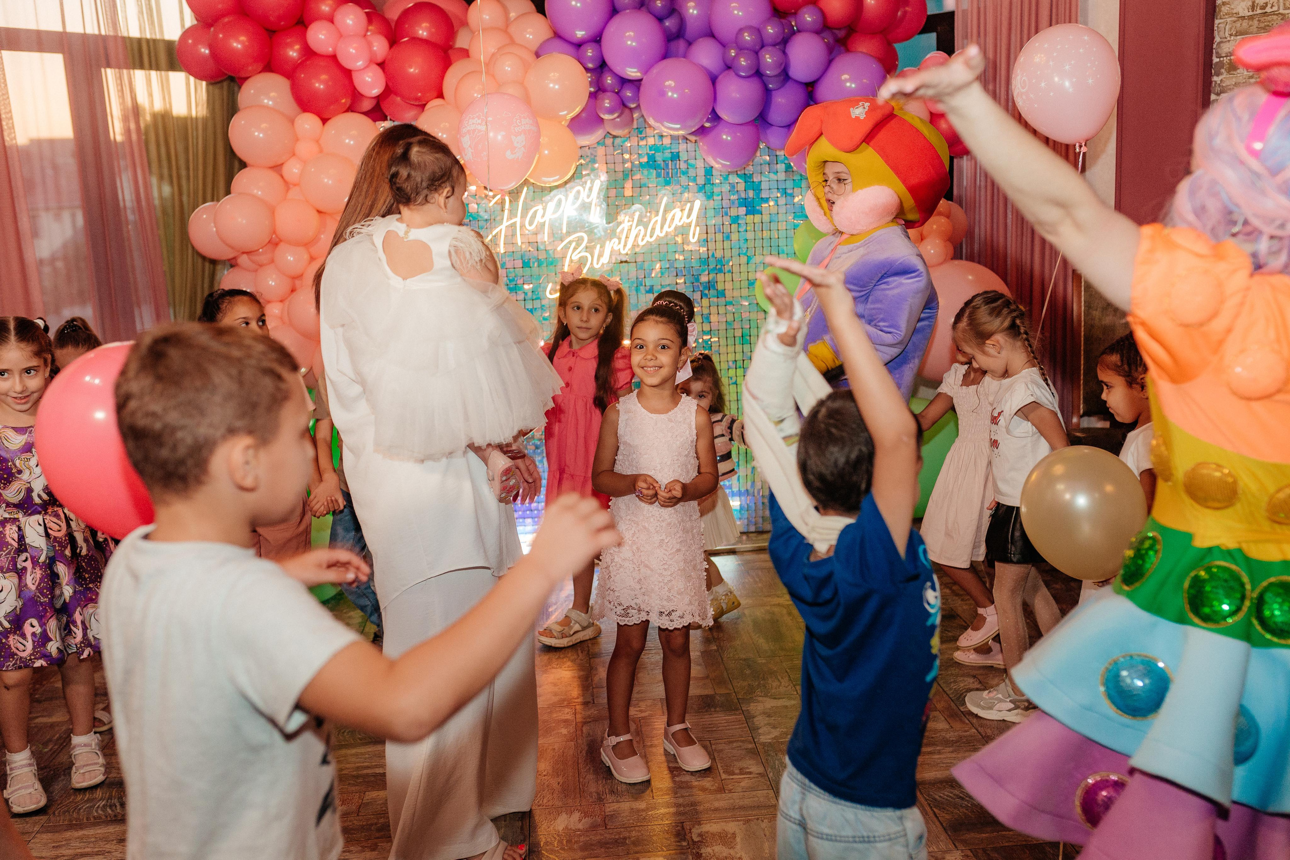 День рождения Софии и Элины