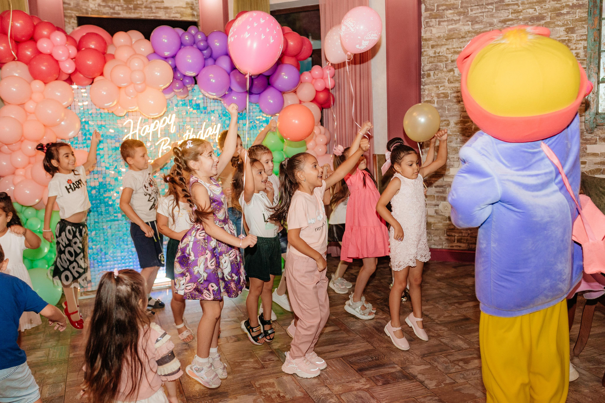 День рождения Софии и Элины