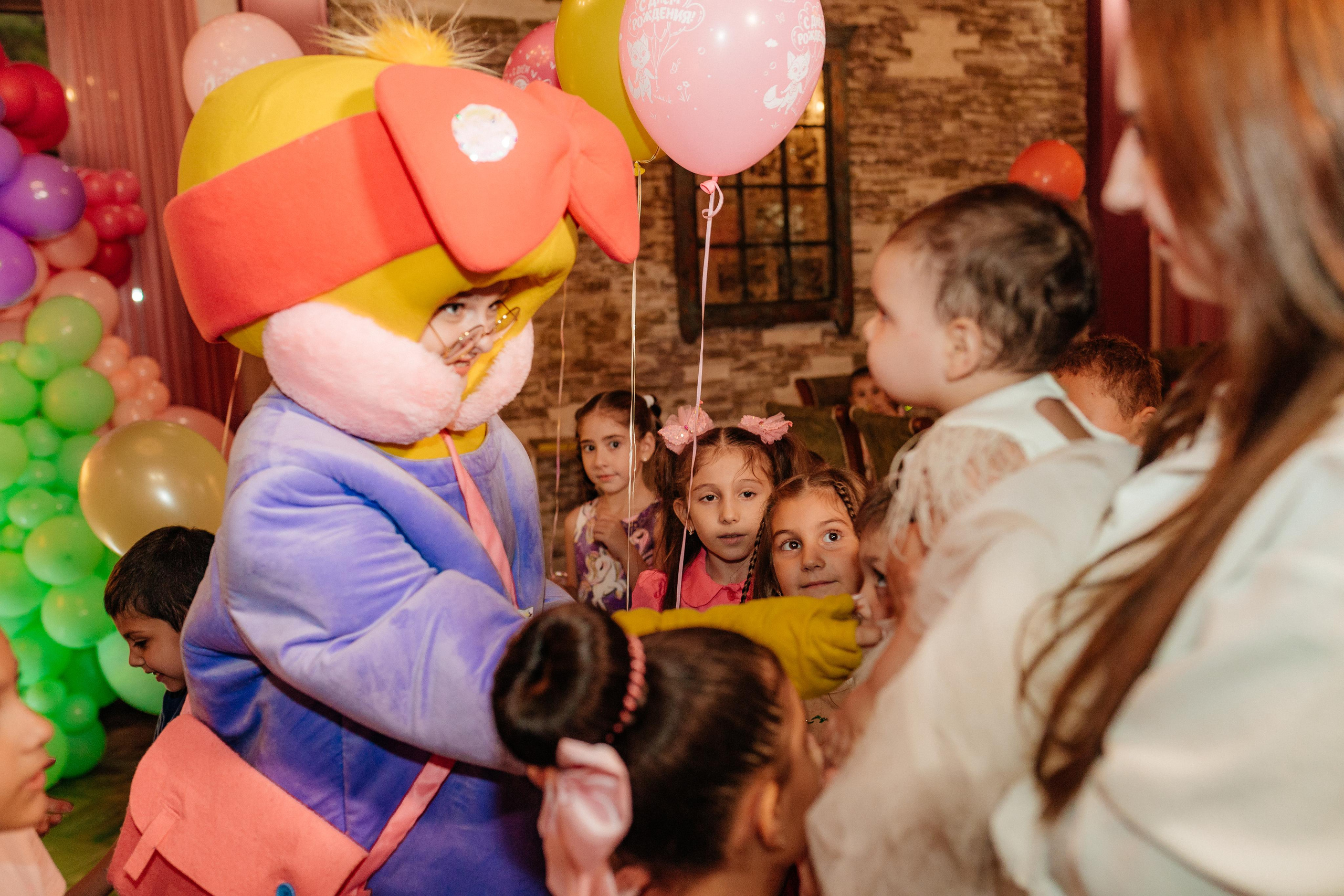 День рождения Софии и Элины