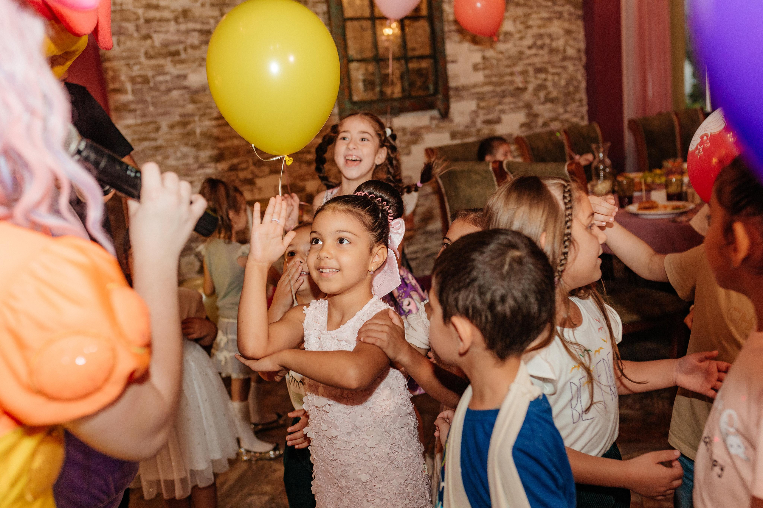 День рождения Софии и Элины