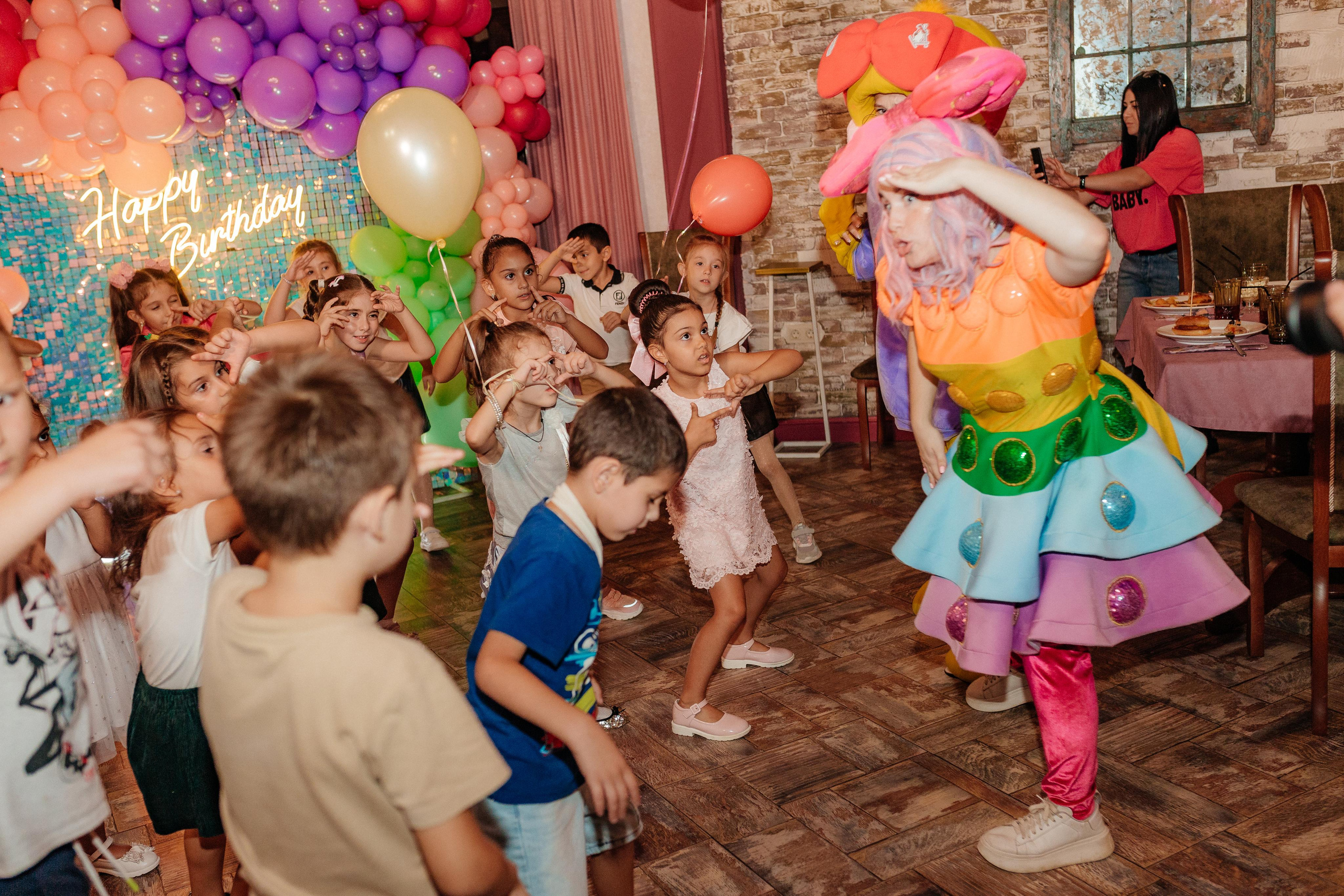 День рождения Софии и Элины