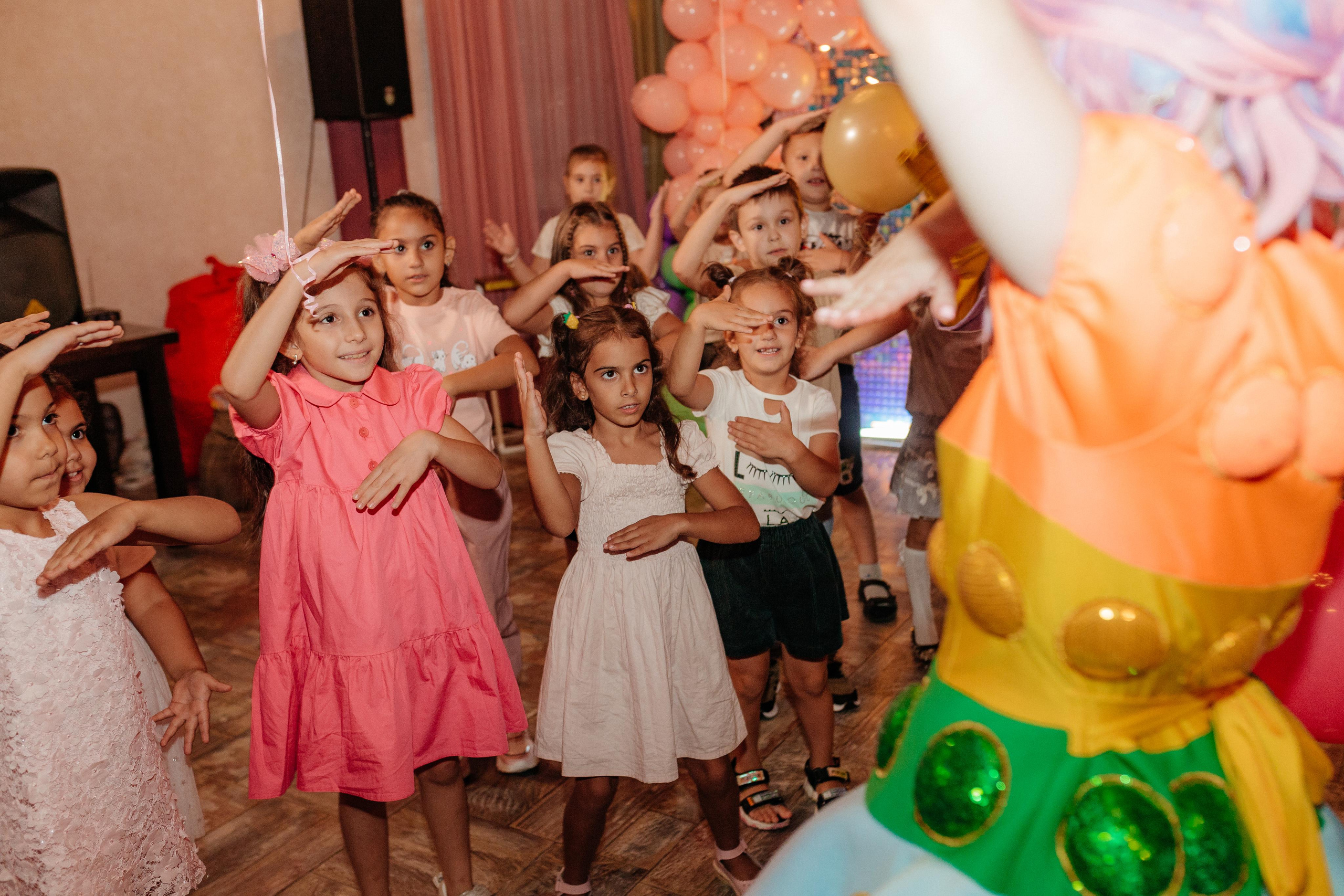 День рождения Софии и Элины